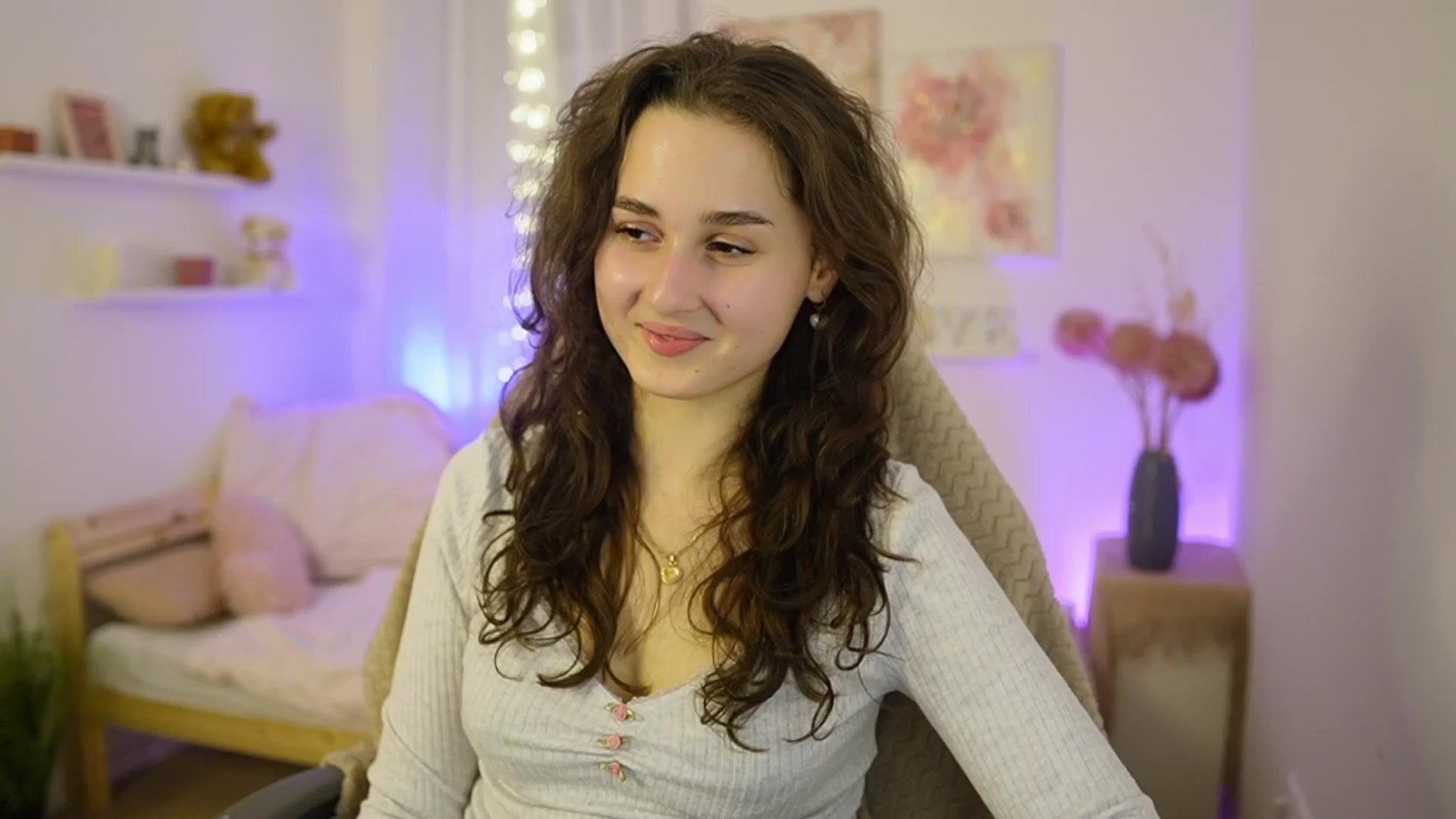 Gallery image thumbnail from Anita_Grey_'s myfreecams stream on, 02/11/2026, 21:30 image 4 of 20