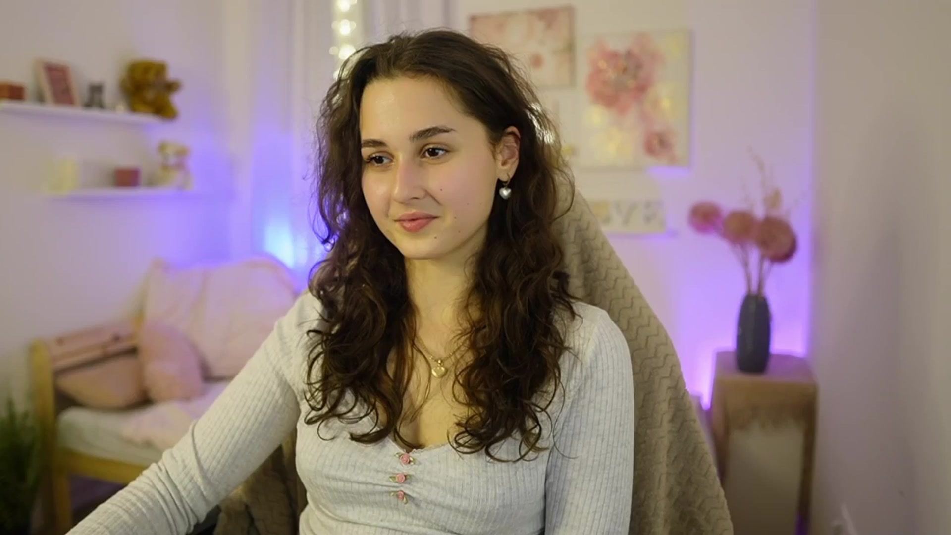 Gallery image thumbnail from Anita_Grey_'s myfreecams stream on, 02/11/2026, 21:30 image 5 of 20