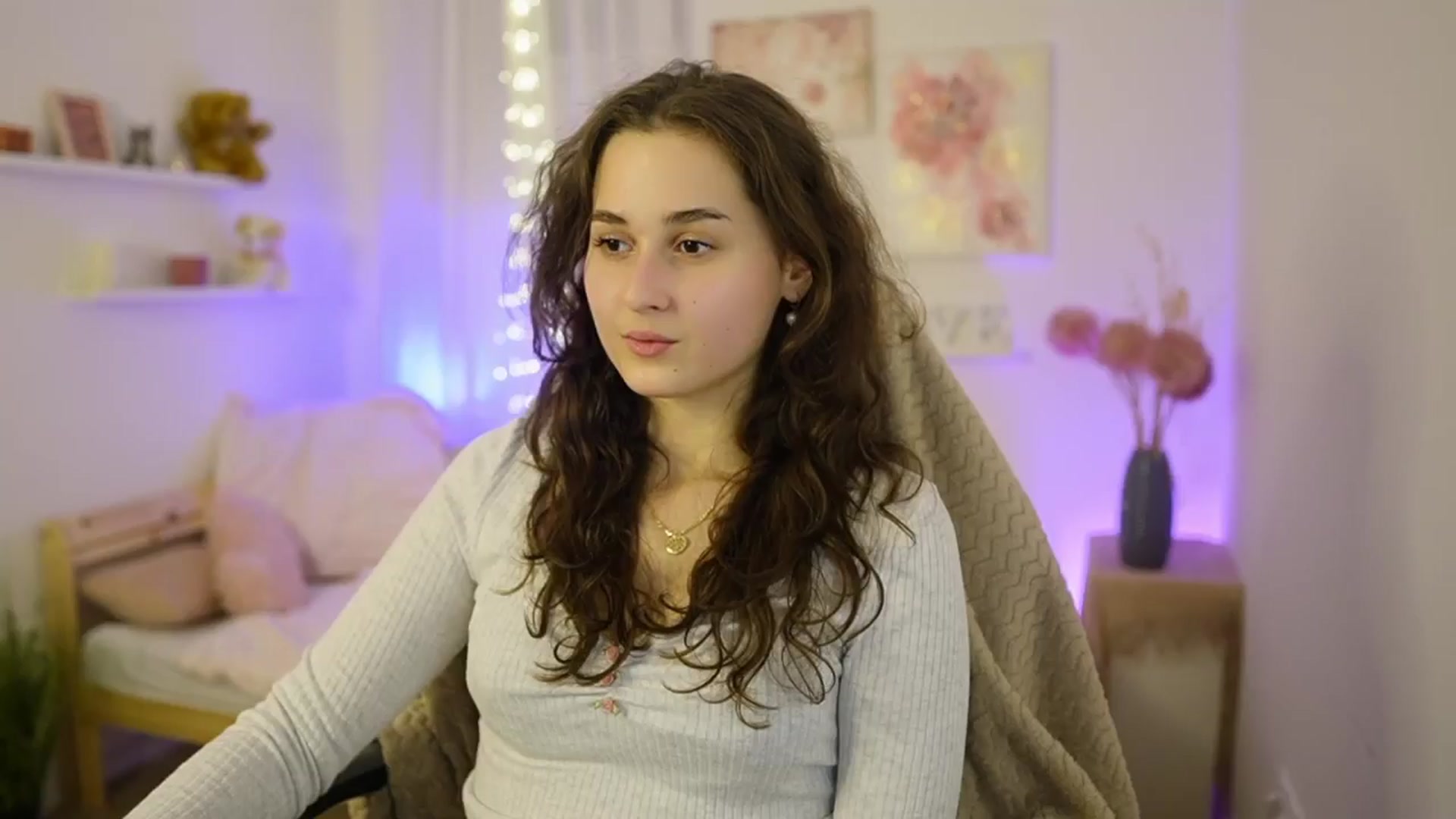 Gallery image thumbnail from Anita_Grey_'s myfreecams stream on, 02/11/2026, 21:30 image 16 of 20
