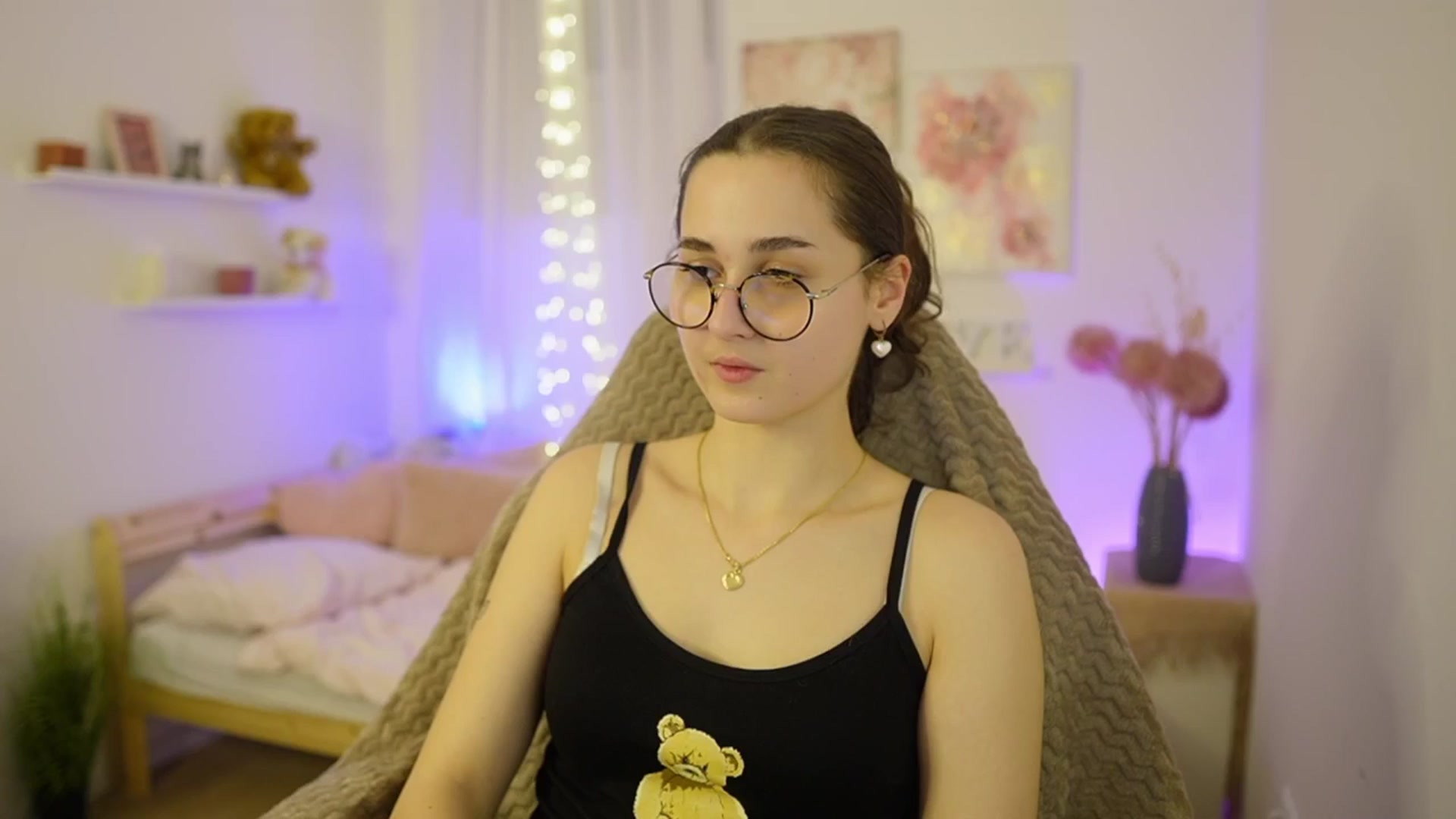 Gallery image thumbnail from Anita_Grey_'s myfreecams stream on, 02/12/2026, 21:08 image 3 of 20
