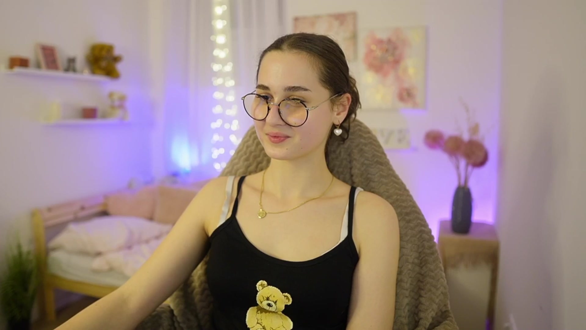 Gallery image thumbnail from Anita_Grey_'s myfreecams stream on, 02/12/2026, 22:24 image 10 of 20