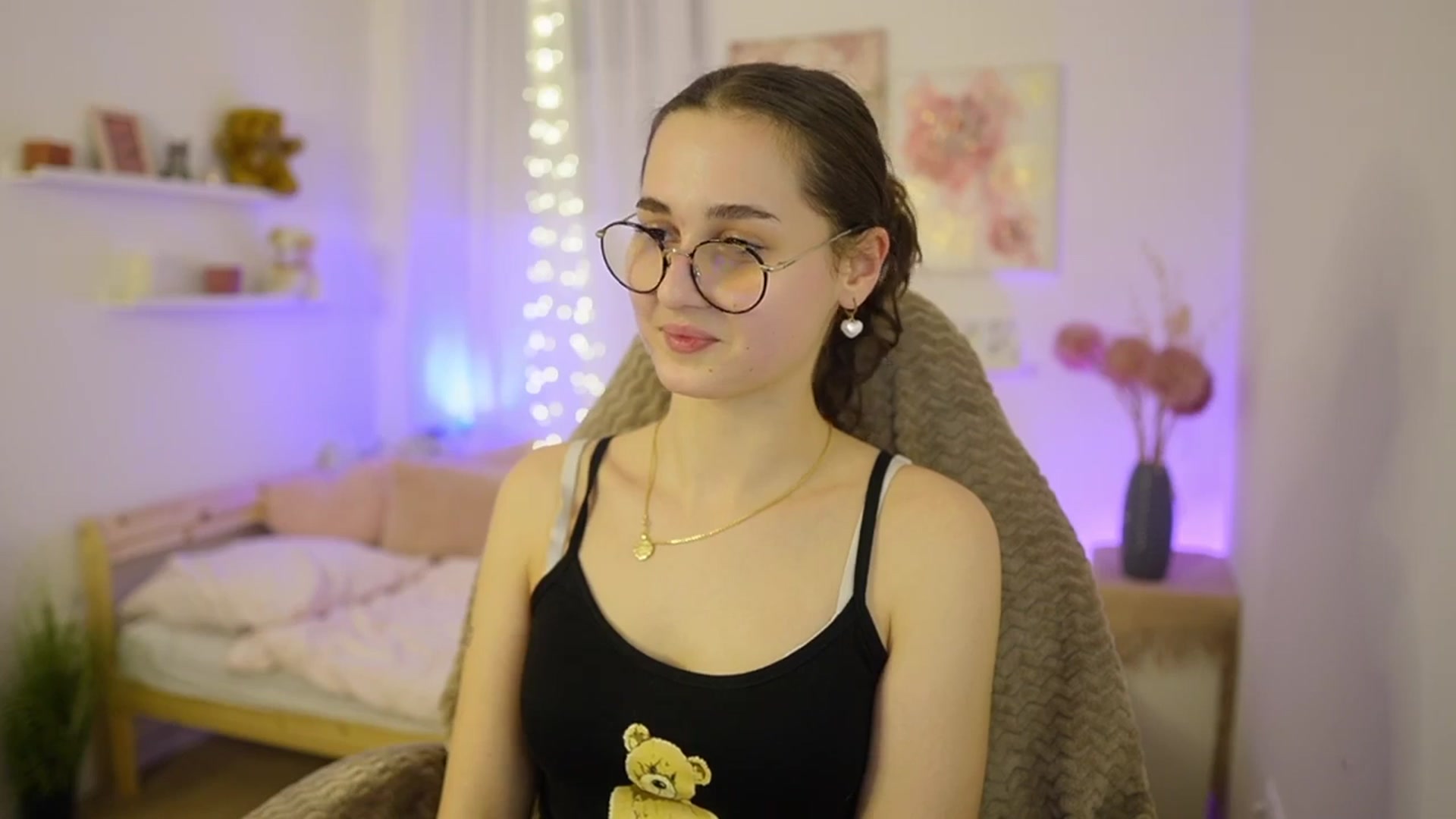 Gallery image thumbnail from Anita_Grey_'s myfreecams stream on, 02/12/2026, 22:24 image 8 of 20