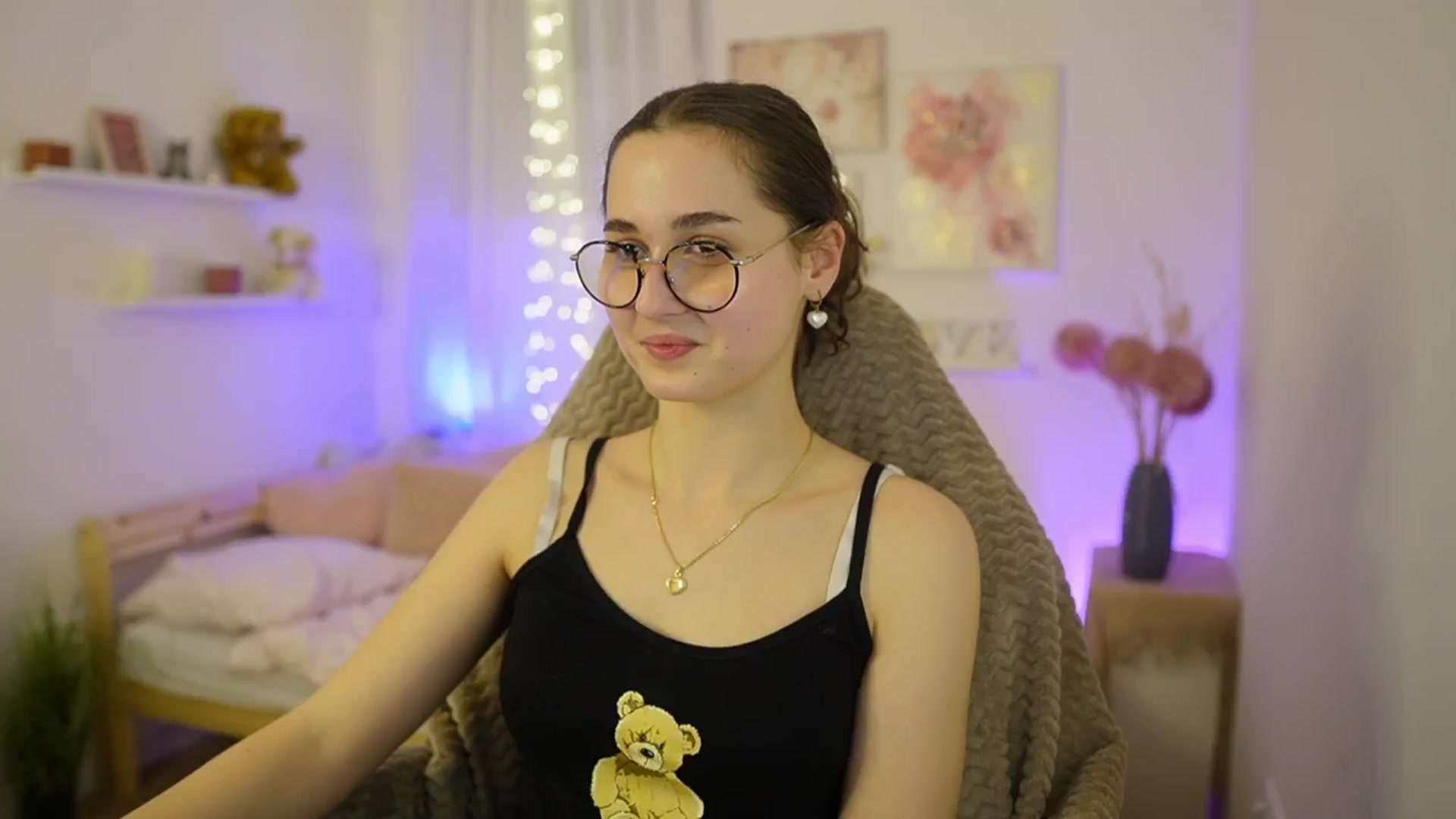 Gallery image thumbnail from Anita_Grey_'s myfreecams stream on, 02/12/2026, 22:24 image 3 of 20