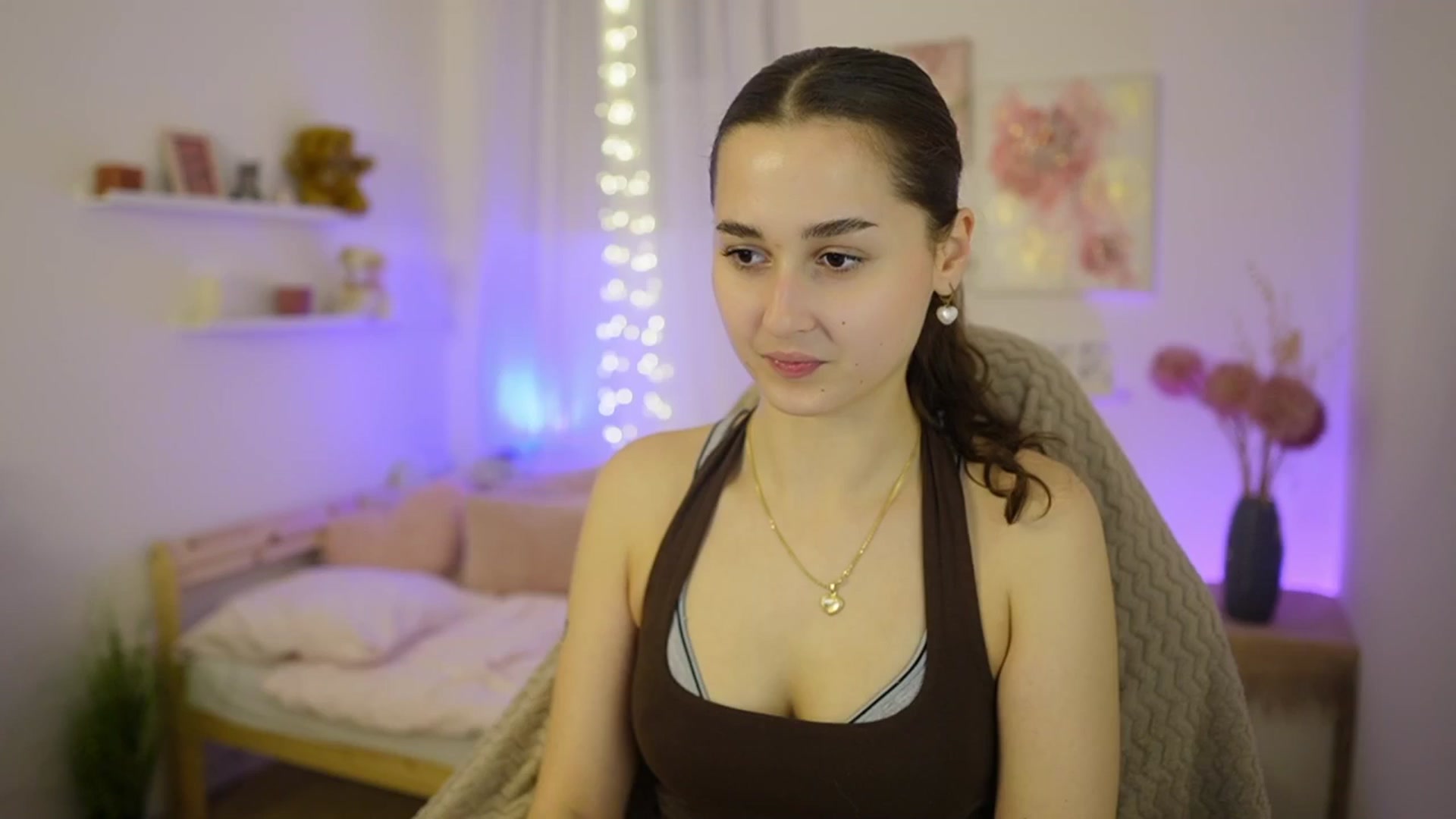 Gallery image thumbnail from Anita_Grey_'s myfreecams stream on, 02/14/2026, 19:50 image 11 of 20
