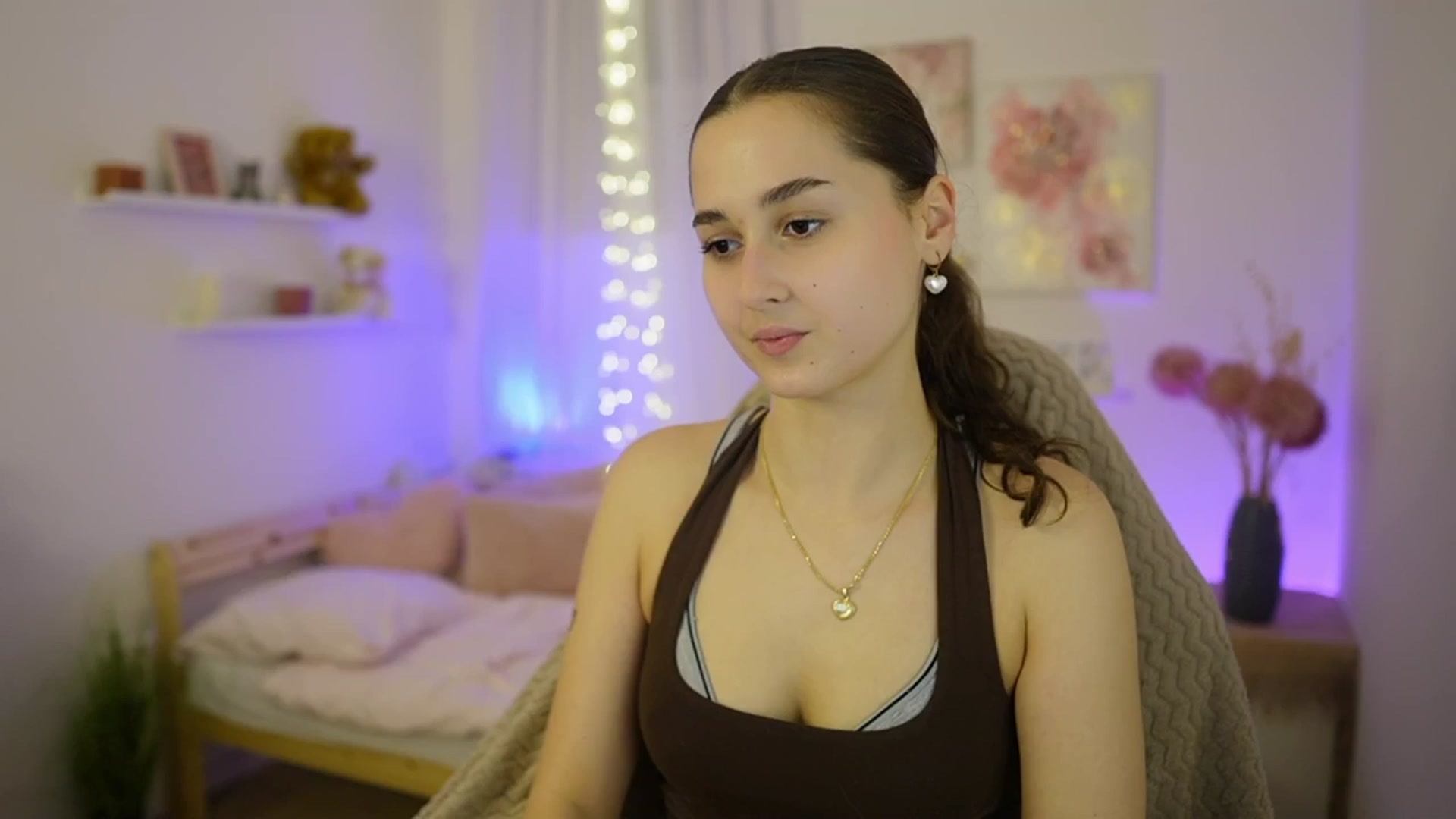 Gallery image thumbnail from Anita_Grey_'s myfreecams stream on, 02/14/2026, 19:50 image 10 of 20
