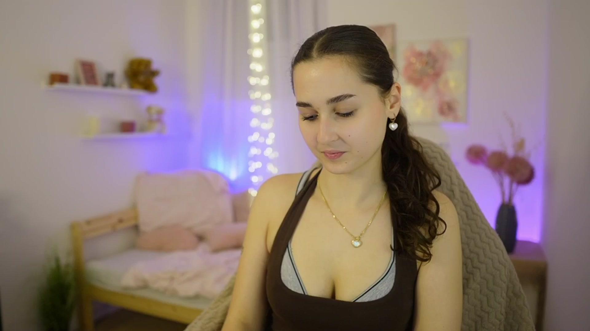 Gallery image thumbnail from Anita_Grey_'s myfreecams stream on, 02/14/2026, 20:31 image 14 of 20