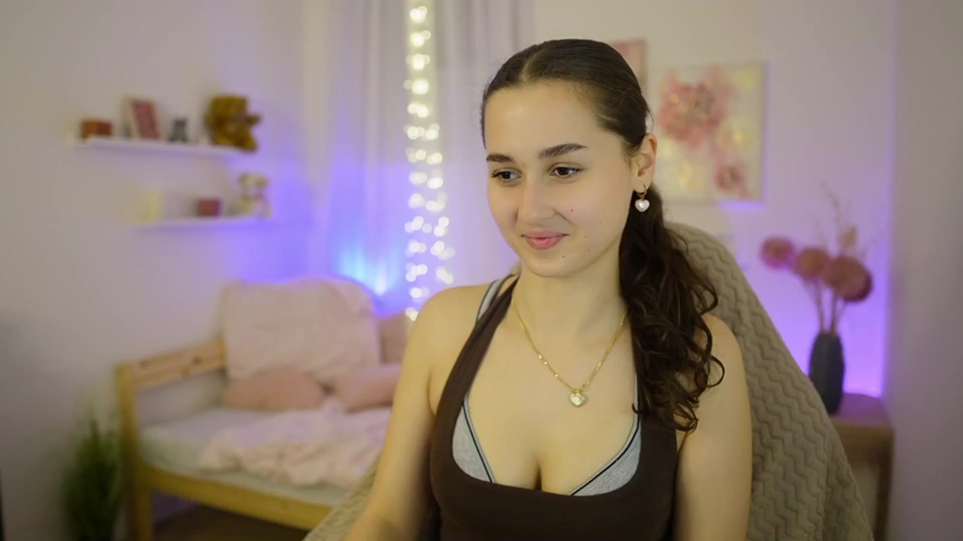 Gallery image thumbnail from Anita_Grey_'s myfreecams stream on, 02/14/2026, 20:31 image 13 of 20