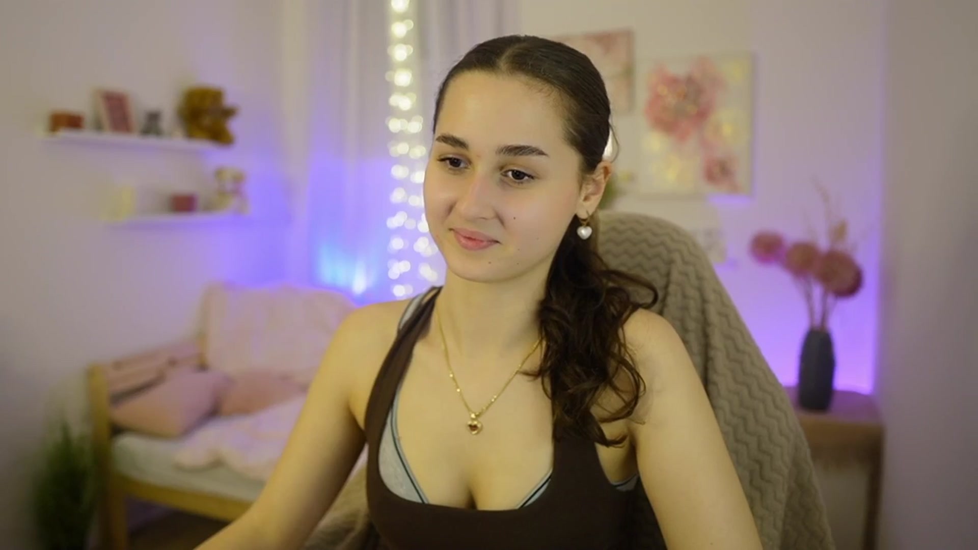 Gallery image thumbnail from Anita_Grey_'s myfreecams stream on, 02/14/2026, 22:09 image 19 of 20