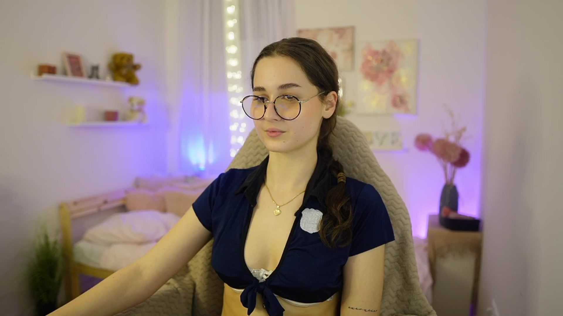 Gallery image thumbnail from Anita_Grey_'s myfreecams stream on, 02/19/2026, 20:52 image 16 of 20