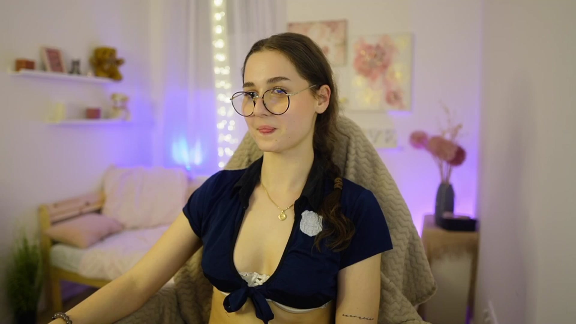 Gallery image thumbnail from Anita_Grey_'s myfreecams stream on, 02/19/2026, 23:21 image 10 of 20