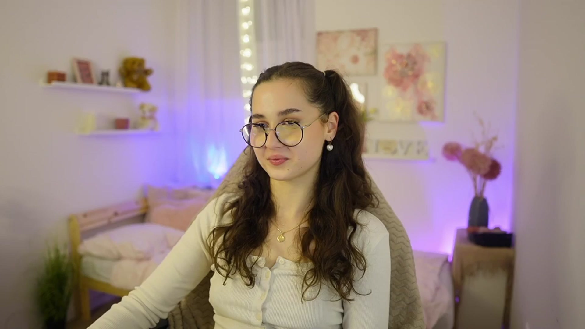 Gallery image thumbnail from Anita_Grey_'s myfreecams stream on, 02/21/2026, 21:50 image 20 of 20