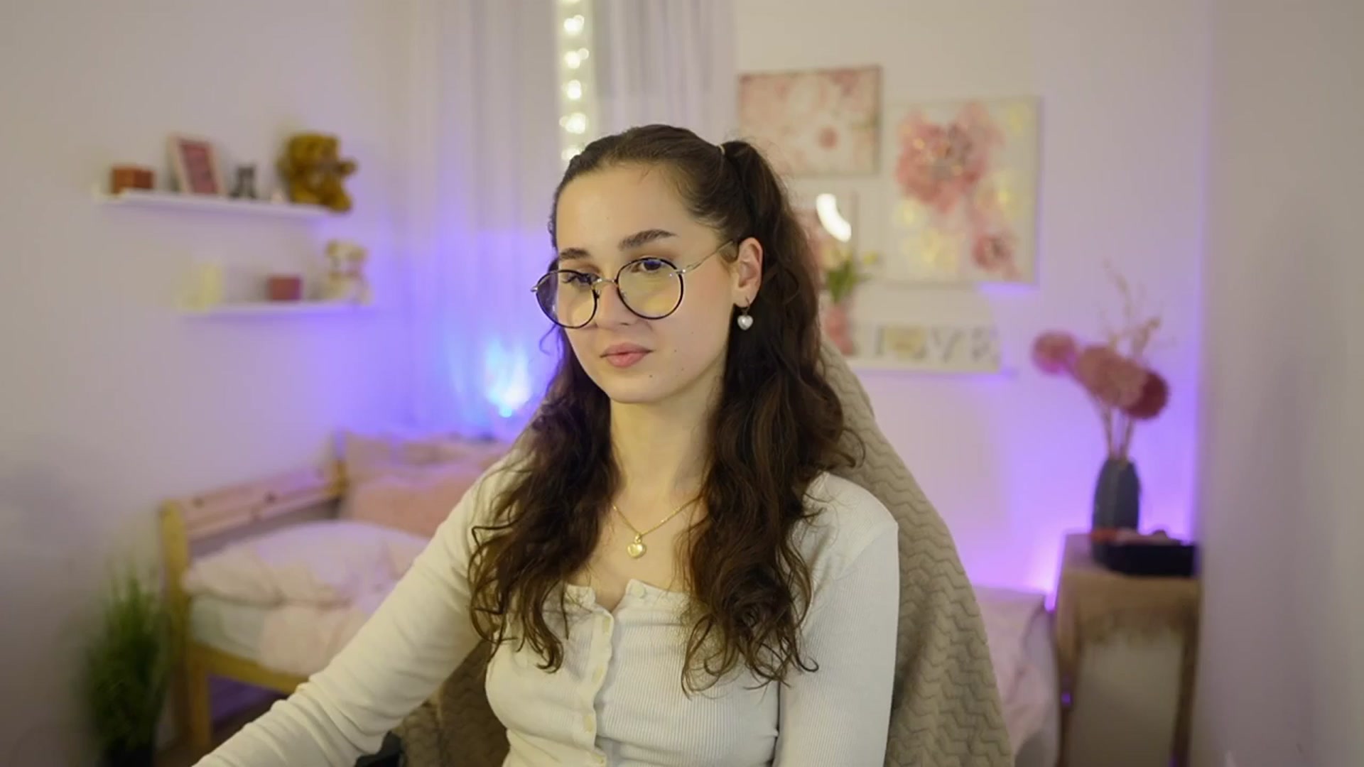 Gallery image thumbnail from Anita_Grey_'s myfreecams stream on, 02/21/2026, 21:50 image 10 of 20