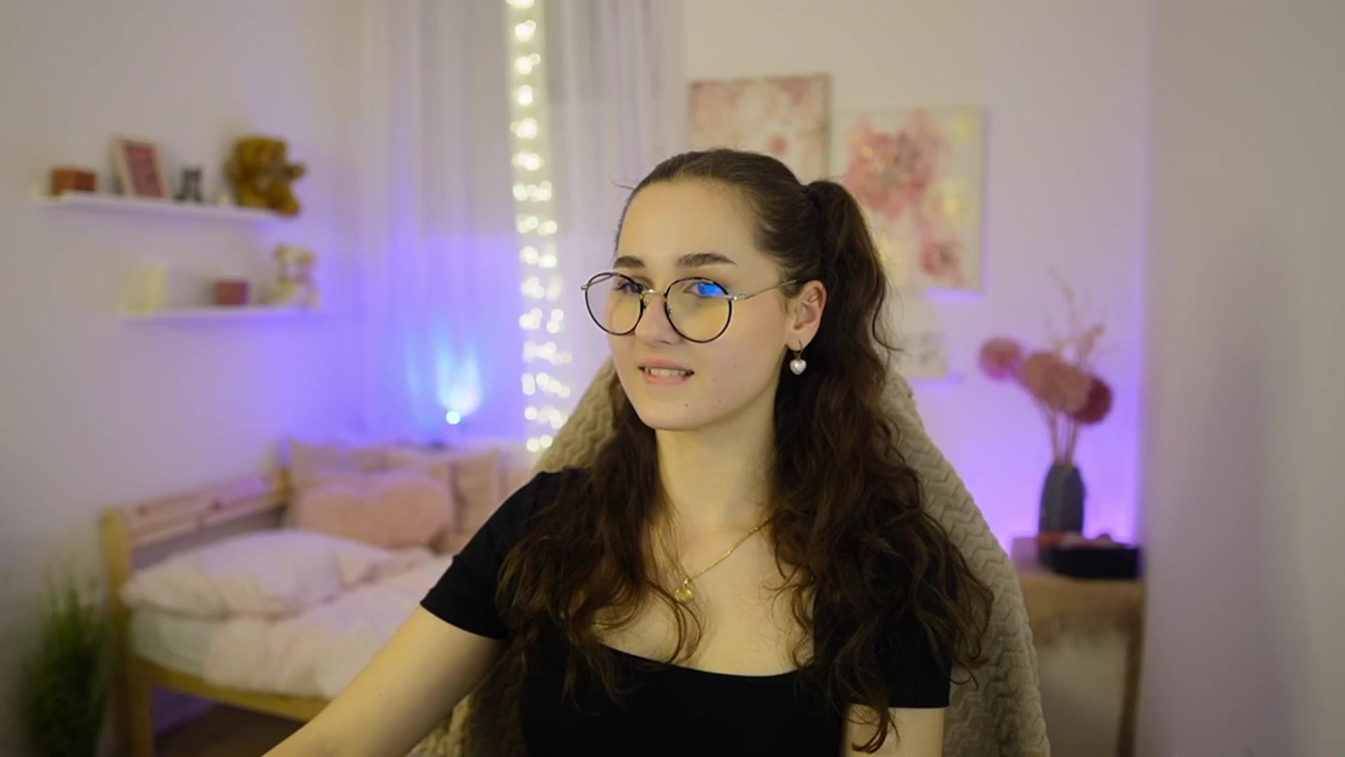 Gallery image thumbnail from Anita_Grey_'s myfreecams stream on, 02/22/2026, 21:34 image 15 of 20