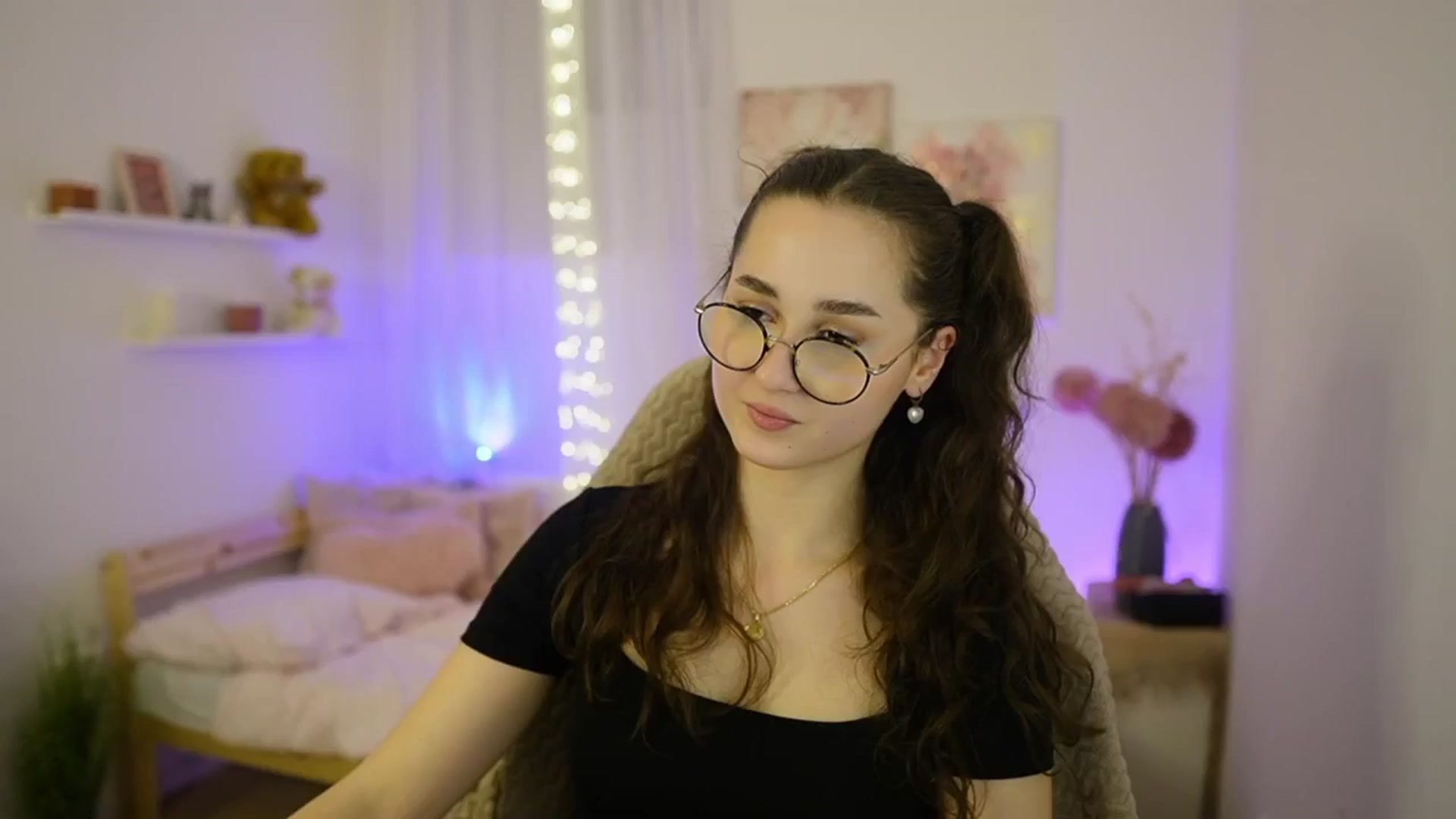 Gallery image thumbnail from Anita_Grey_'s myfreecams stream on, 02/22/2026, 21:34 image 14 of 20