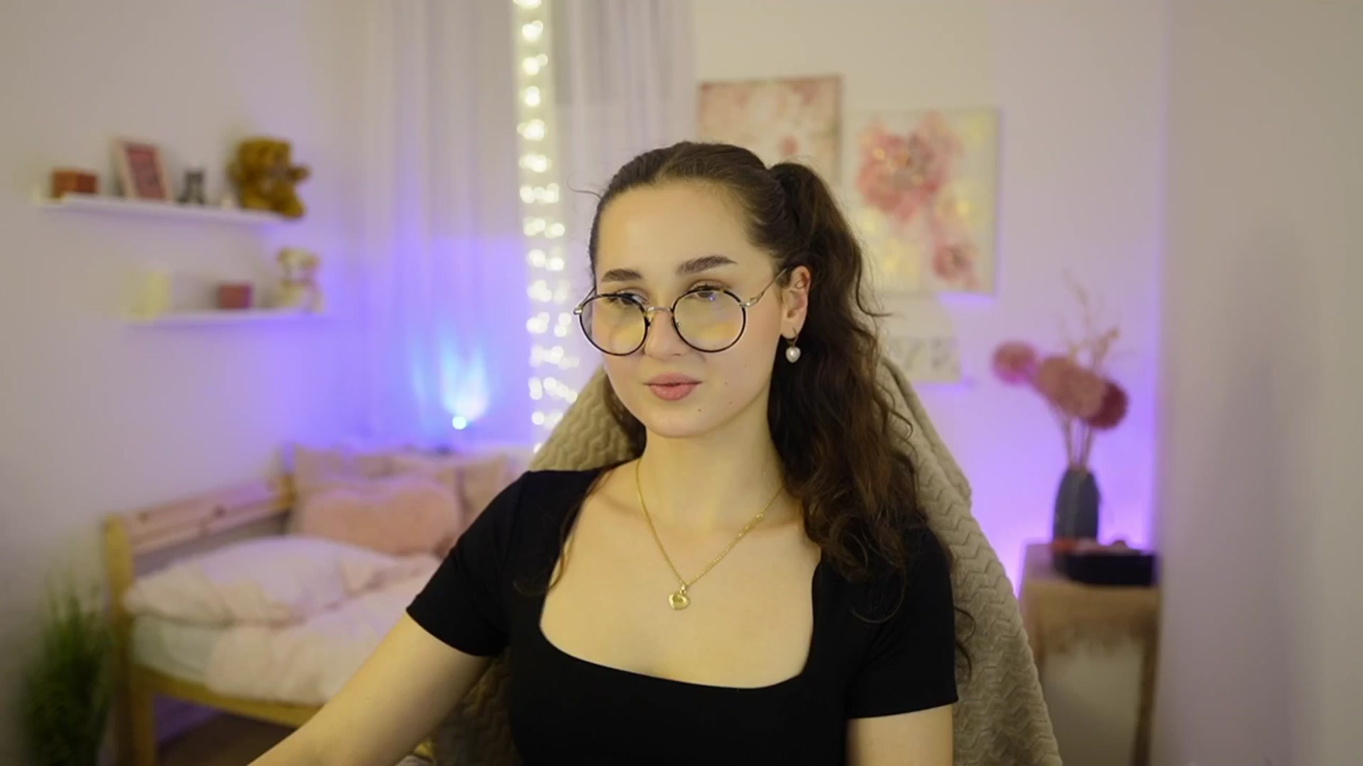 Gallery image thumbnail from Anita_Grey_'s myfreecams stream on, 02/22/2026, 21:34 image 17 of 20