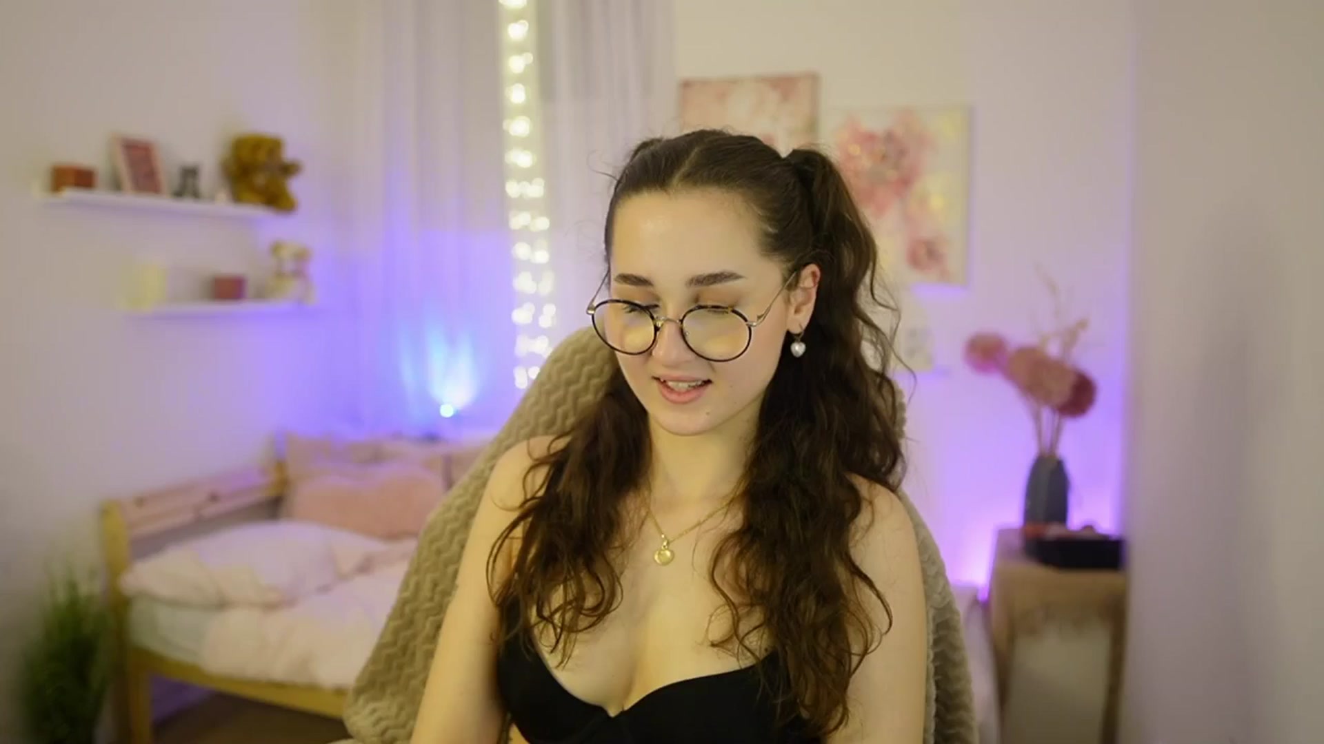 Gallery image thumbnail from Anita_Grey_'s myfreecams stream on, 02/22/2026, 21:34 image 5 of 20