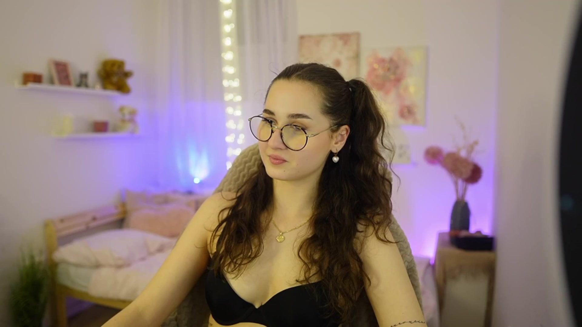 Gallery image thumbnail from Anita_Grey_'s myfreecams stream on, 02/22/2026, 21:34 image 4 of 20