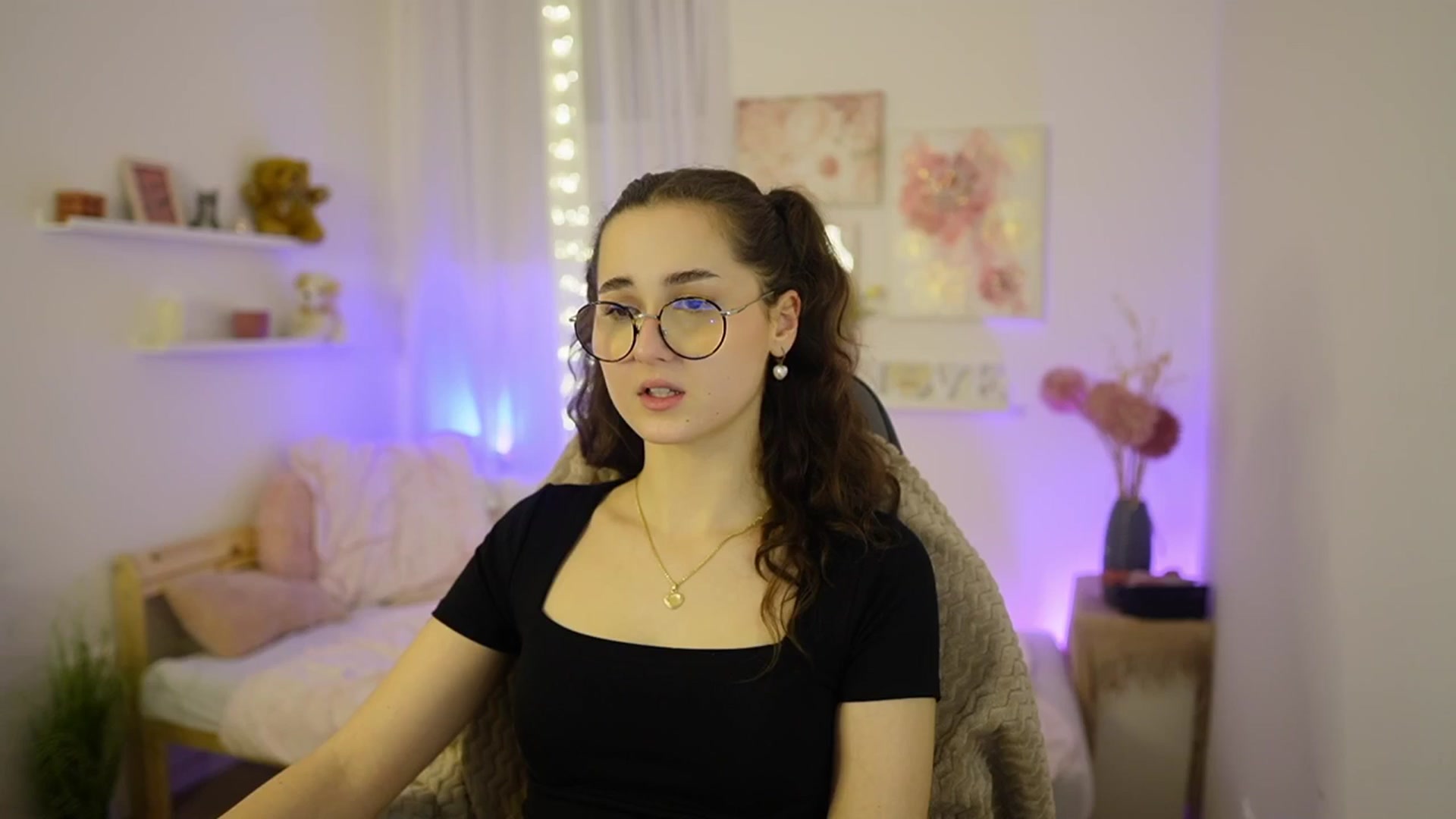 Gallery image thumbnail from Anita_Grey_'s myfreecams stream on, 02/23/2026, 24:24 image 20 of 20