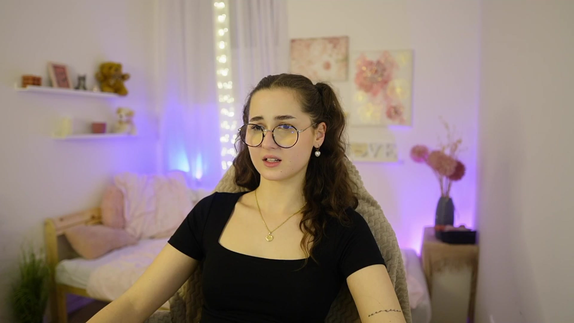 Gallery image thumbnail from Anita_Grey_'s myfreecams stream on, 02/23/2026, 24:24 image 19 of 20