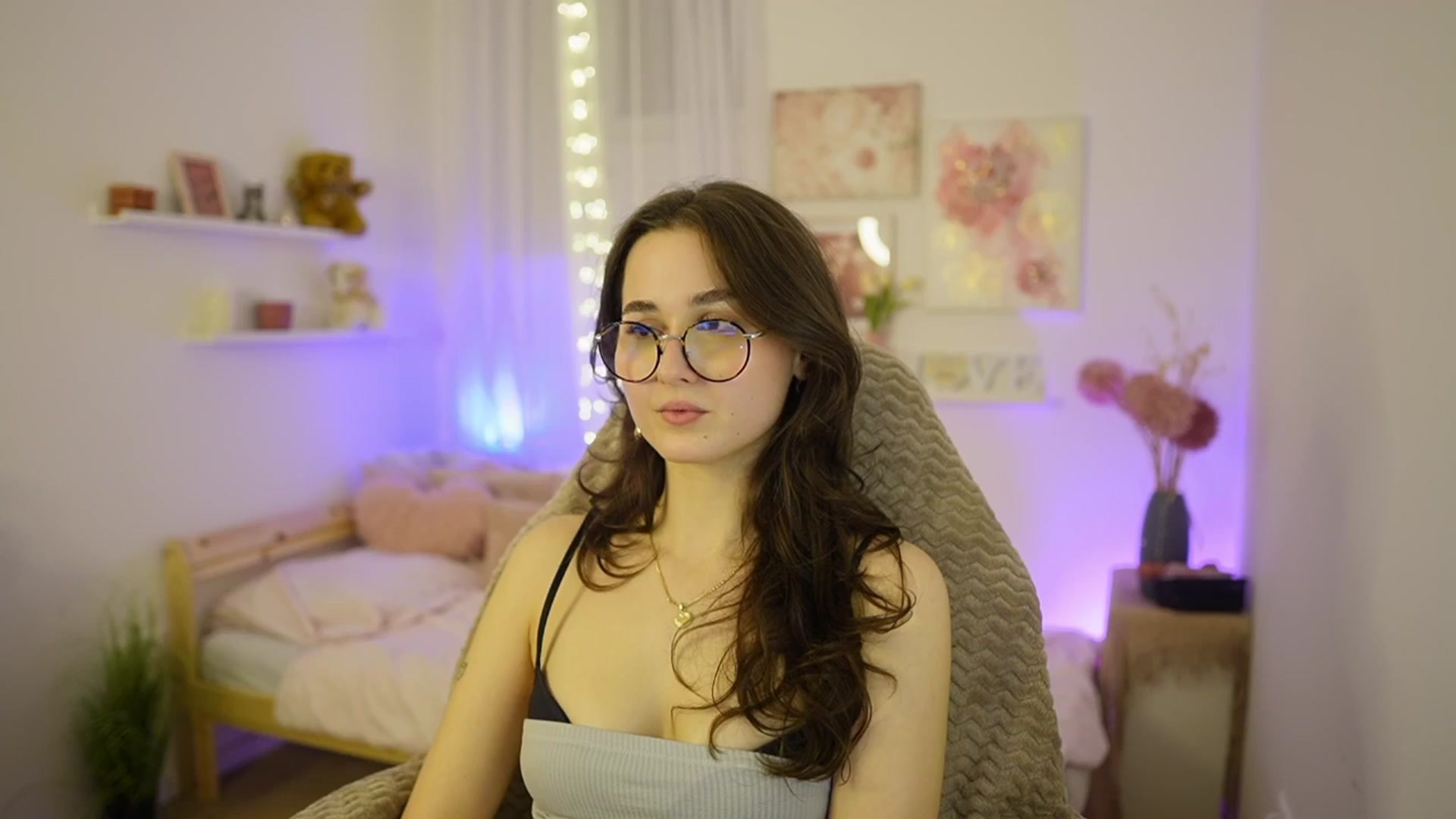 Gallery image thumbnail from Anita_Grey_'s myfreecams stream on, 02/24/2026, 20:28 image 9 of 20