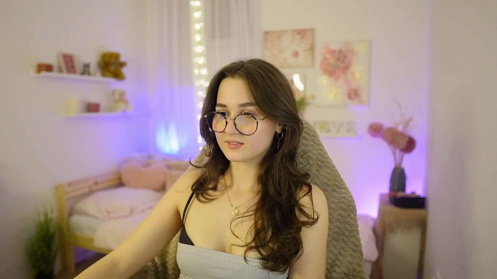 Gallery image thumbnail from Anita_Grey_'s myfreecams stream on, 02/24/2026, 20:28 image 2 of 20