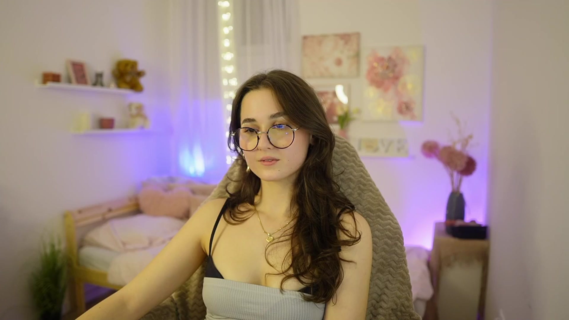 Gallery image thumbnail from Anita_Grey_'s myfreecams stream on, 02/24/2026, 20:28 image 13 of 20