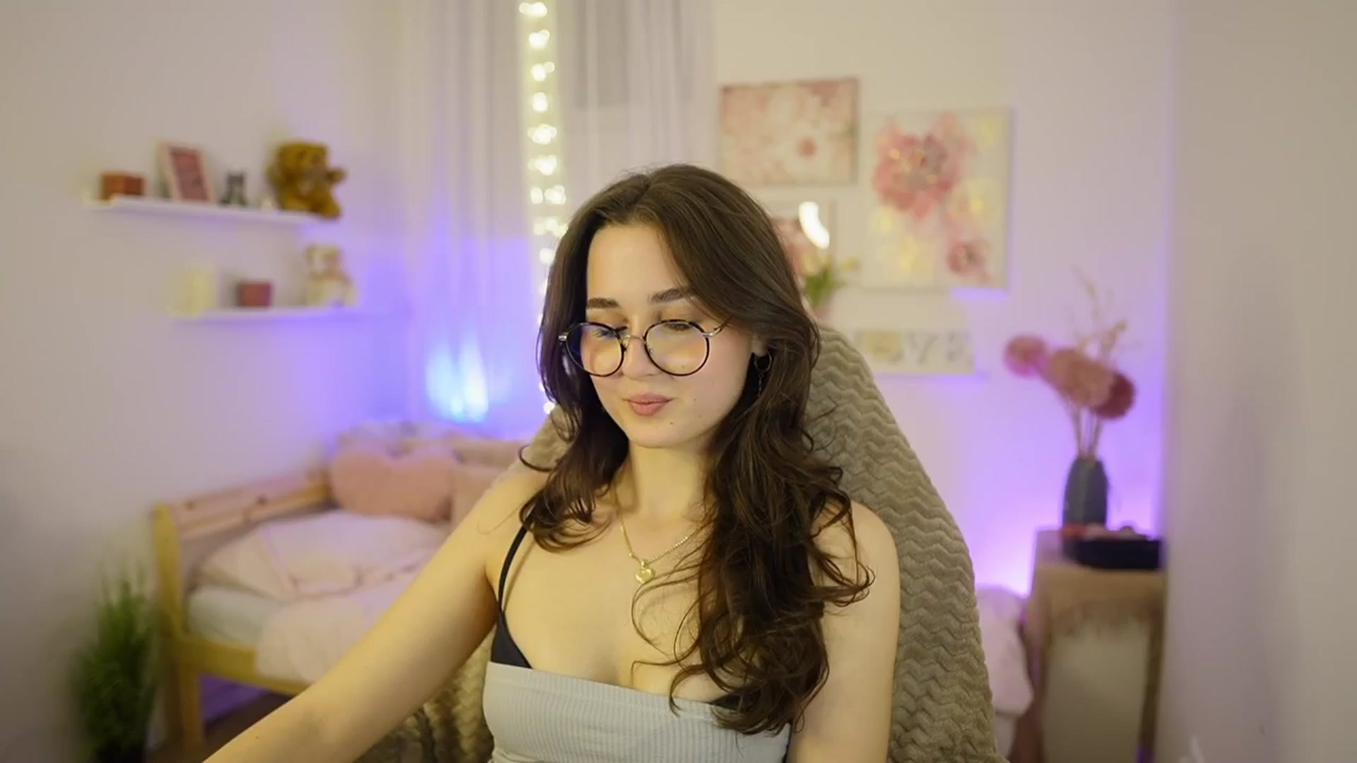 Gallery image thumbnail from Anita_Grey_'s myfreecams stream on, 02/24/2026, 20:28 image 4 of 20