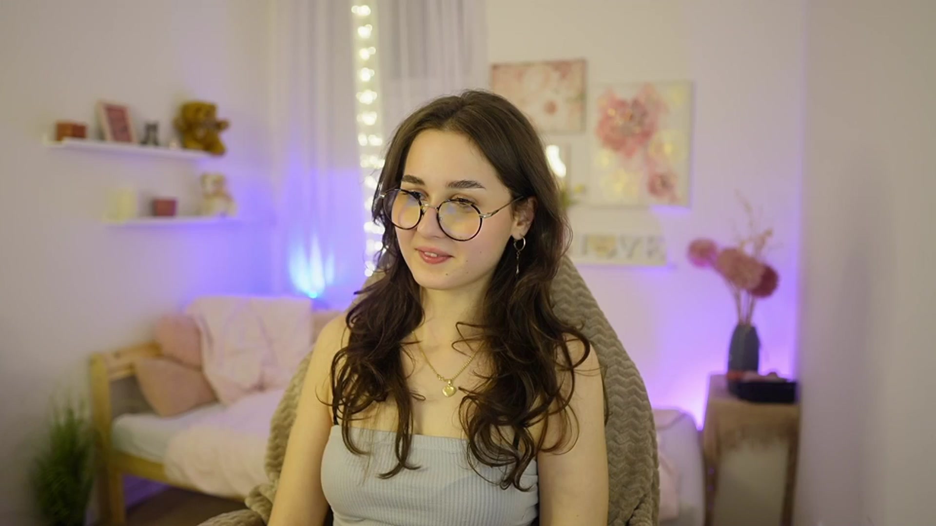 Gallery image thumbnail from Anita_Grey_'s myfreecams stream on, 02/24/2026, 22:12 image 14 of 20