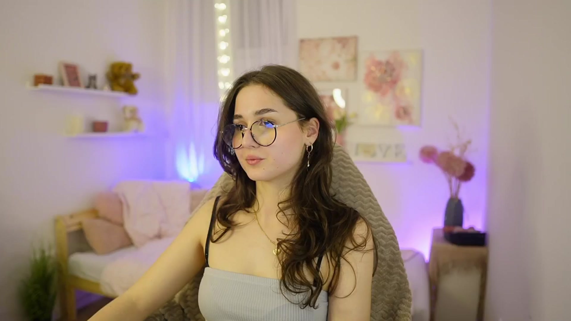 Gallery image thumbnail from Anita_Grey_'s myfreecams stream on, 02/24/2026, 22:12 image 7 of 20
