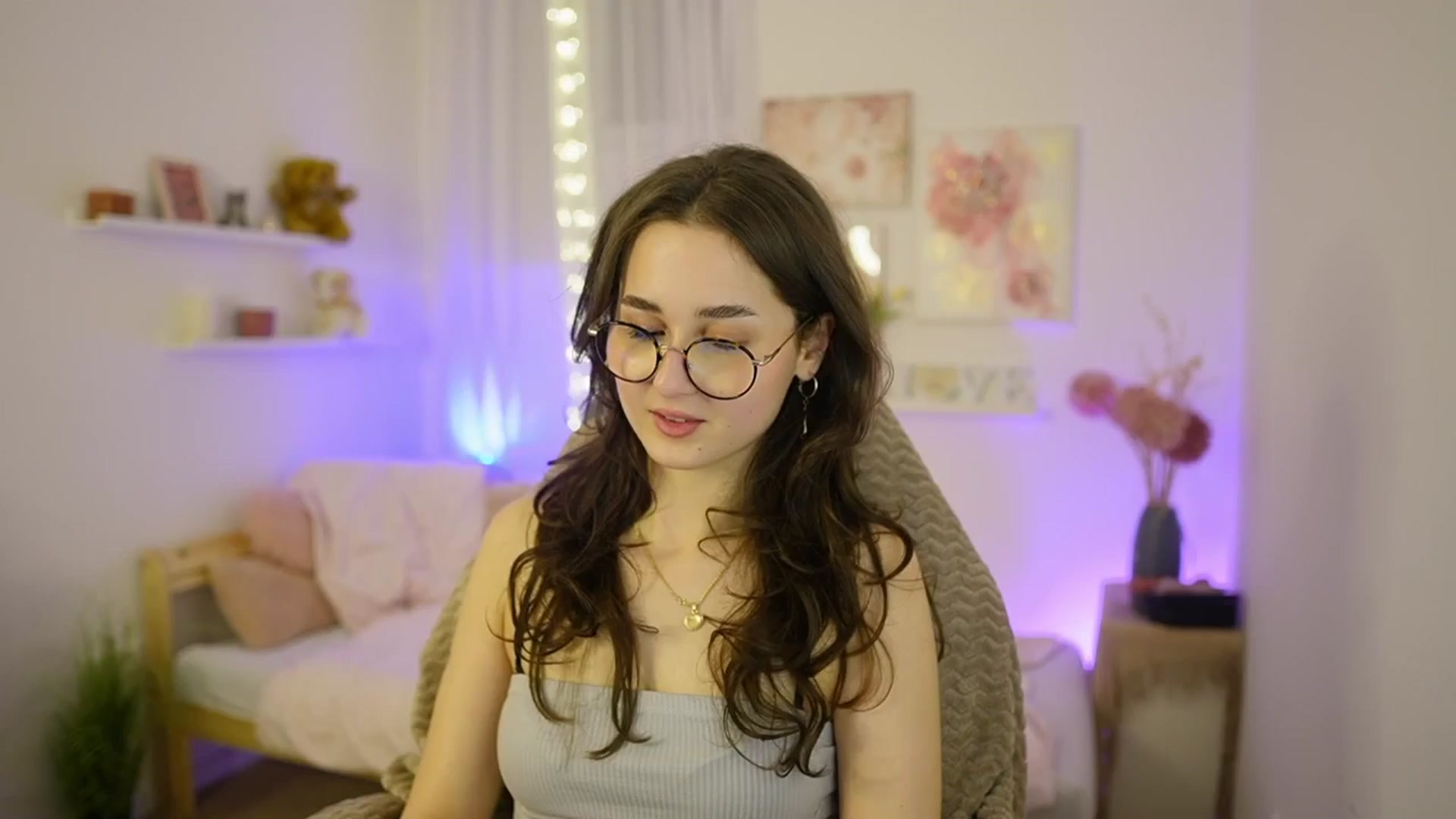 Gallery image thumbnail from Anita_Grey_'s myfreecams stream on, 02/24/2026, 22:12 image 15 of 20