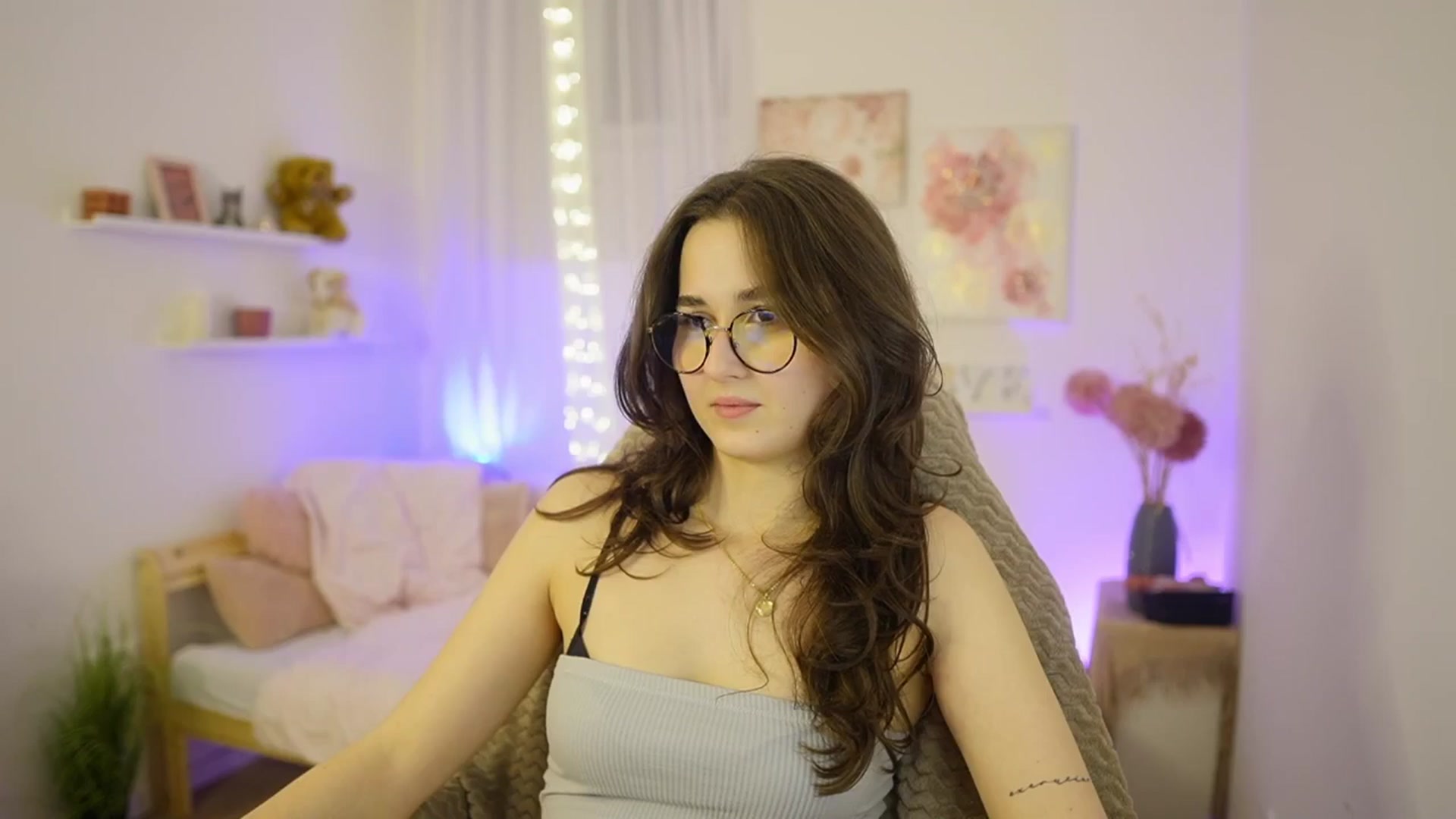 Gallery image thumbnail from Anita_Grey_'s myfreecams stream on, 02/25/2026, 24:46 image 20 of 20