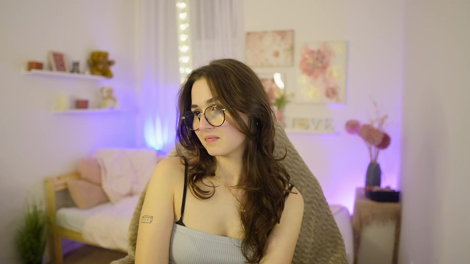 Gallery image thumbnail from Anita_Grey_'s myfreecams stream on, 02/25/2026, 24:46 image 3 of 20