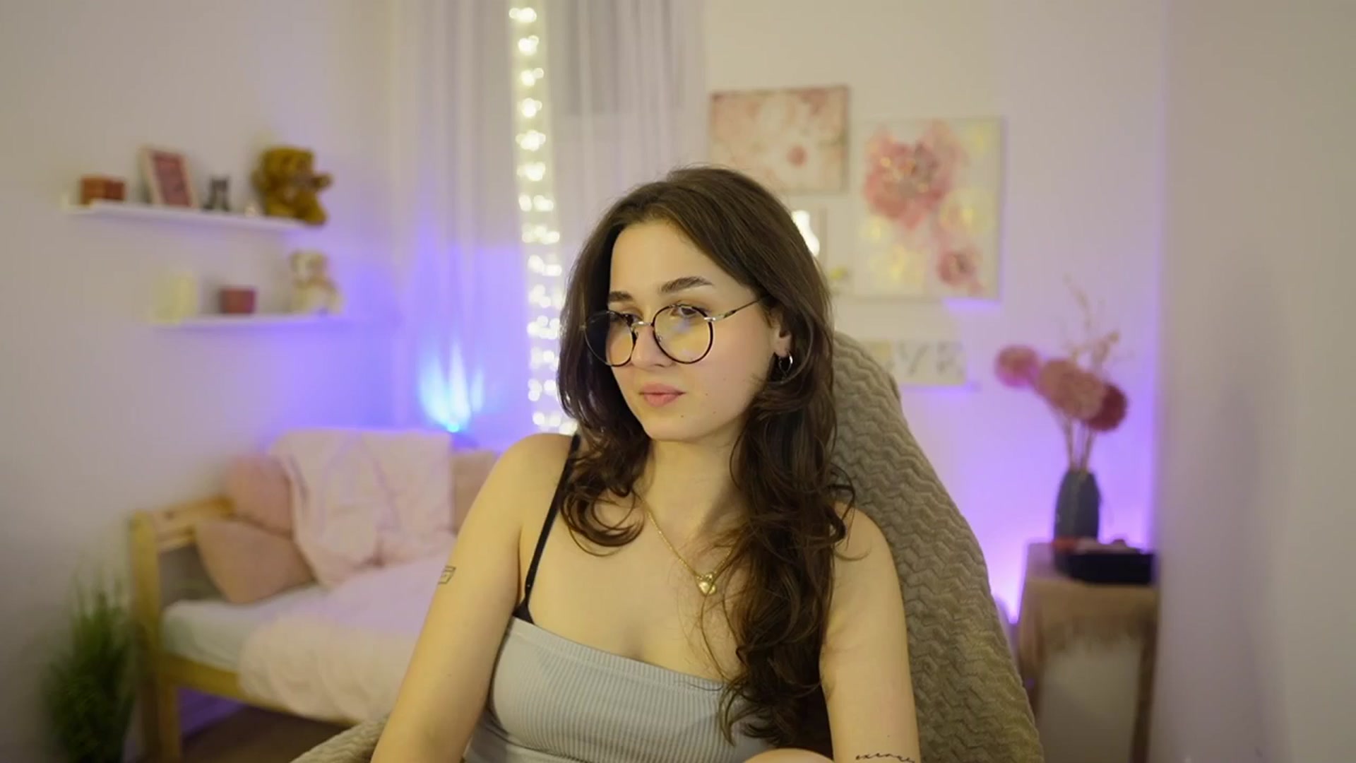 Gallery image thumbnail from Anita_Grey_'s myfreecams stream on, 02/25/2026, 24:46 image 10 of 20