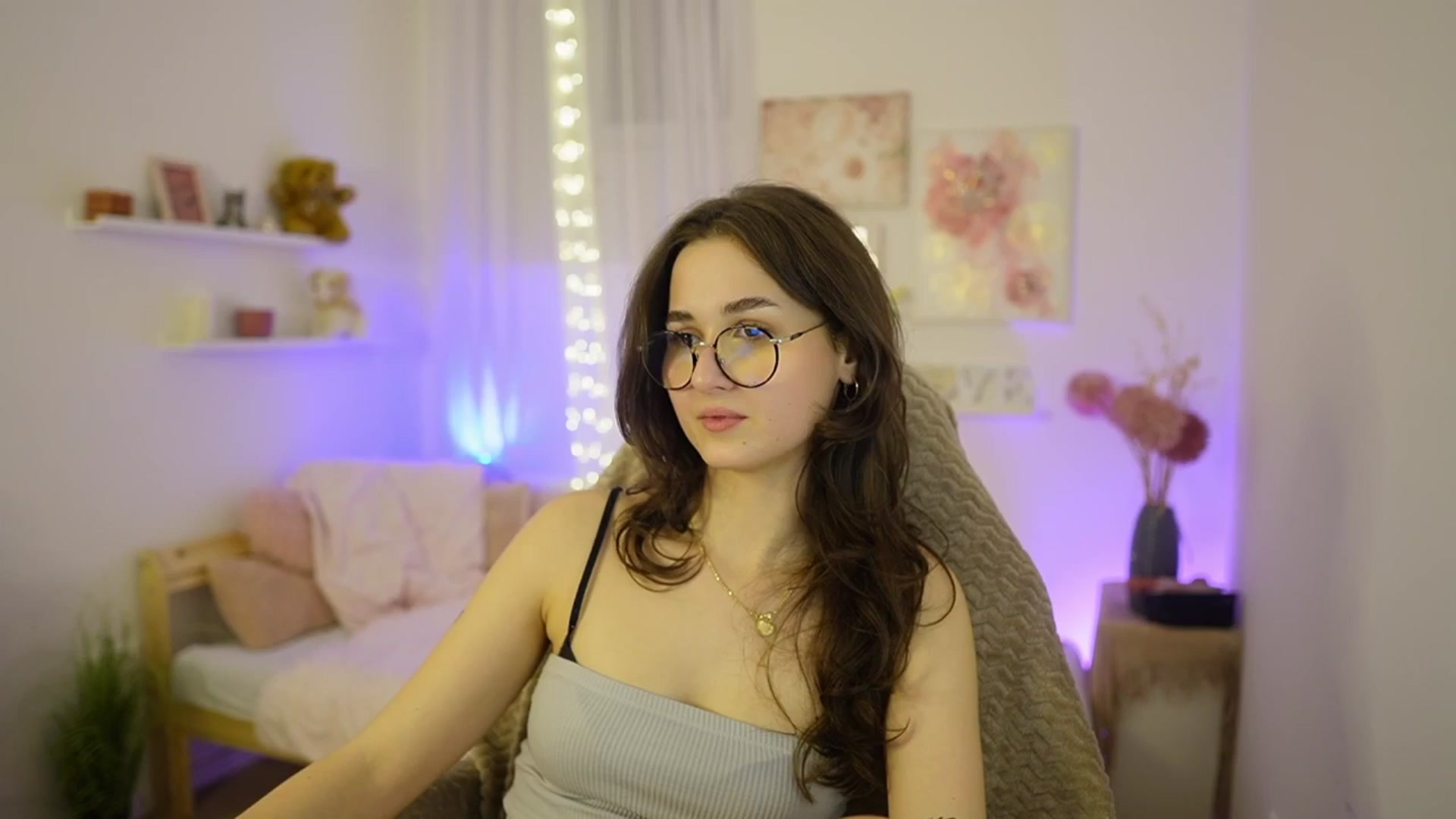 Gallery image thumbnail from Anita_Grey_'s myfreecams stream on, 02/25/2026, 24:46 image 12 of 20