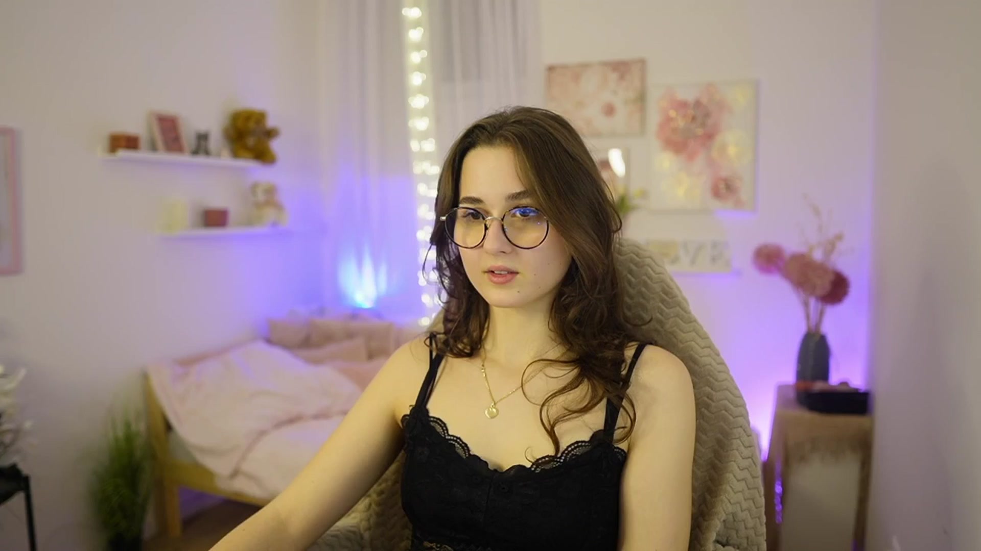 Gallery image thumbnail from Anita_Grey_'s myfreecams stream on, 02/25/2026, 21:17 image 4 of 20