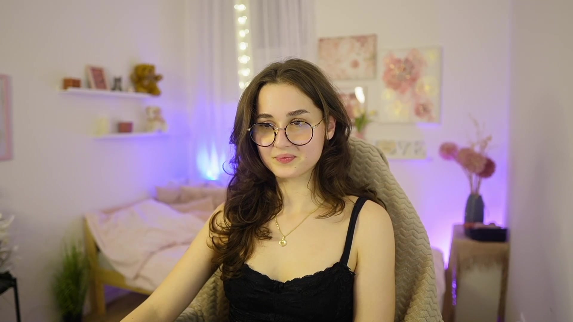 Gallery image thumbnail from Anita_Grey_'s myfreecams stream on, 02/25/2026, 21:17 image 19 of 20