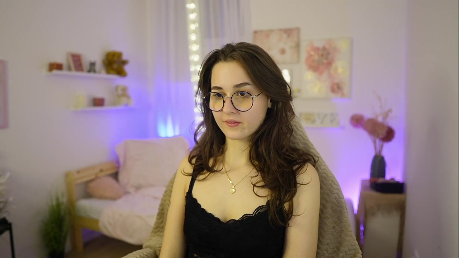 Gallery image thumbnail from Anita_Grey_'s myfreecams stream on, 02/25/2026, 23:34 image 12 of 20