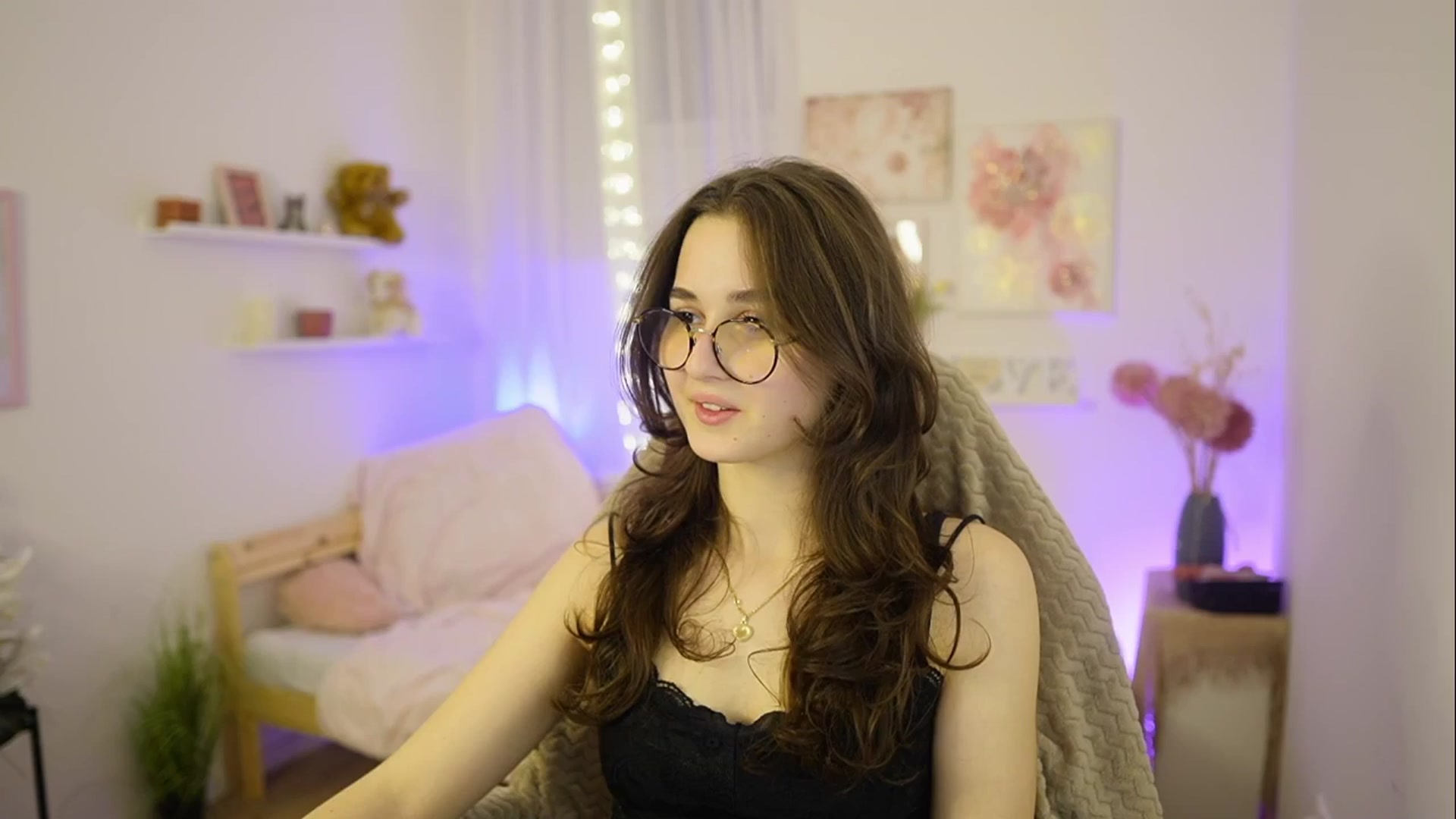 Gallery image thumbnail from Anita_Grey_'s myfreecams stream on, 02/25/2026, 23:34 image 2 of 20
