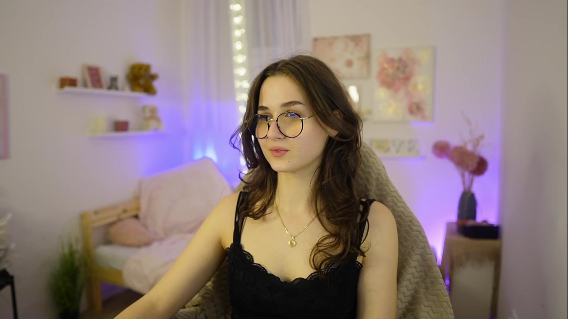 Gallery image thumbnail from Anita_Grey_'s myfreecams stream on, 02/25/2026, 23:34 image 5 of 20