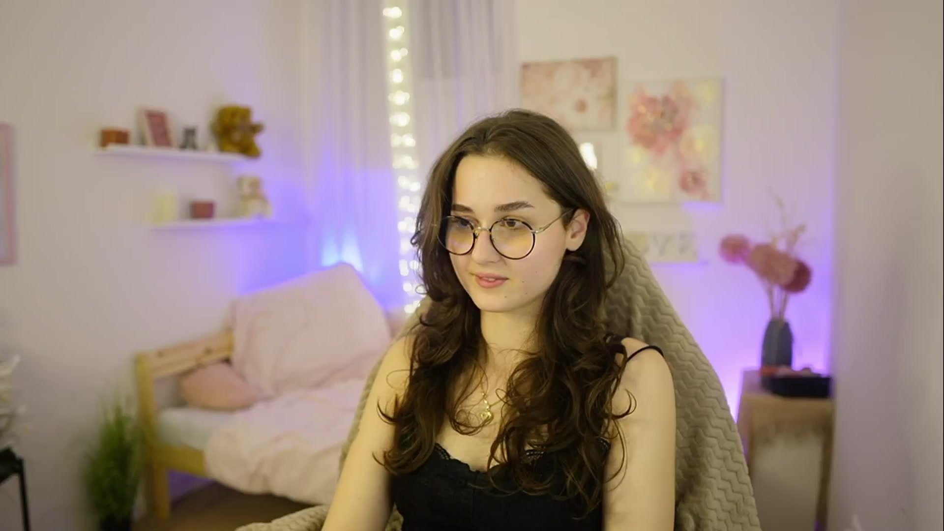 Gallery image thumbnail from Anita_Grey_'s myfreecams stream on, 02/25/2026, 23:34 image 4 of 20