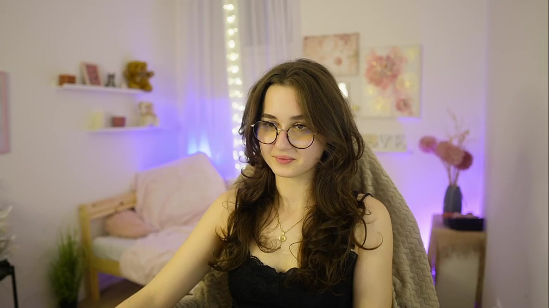 Gallery image thumbnail from Anita_Grey_'s myfreecams stream on, 02/25/2026, 23:34 image 1 of 20