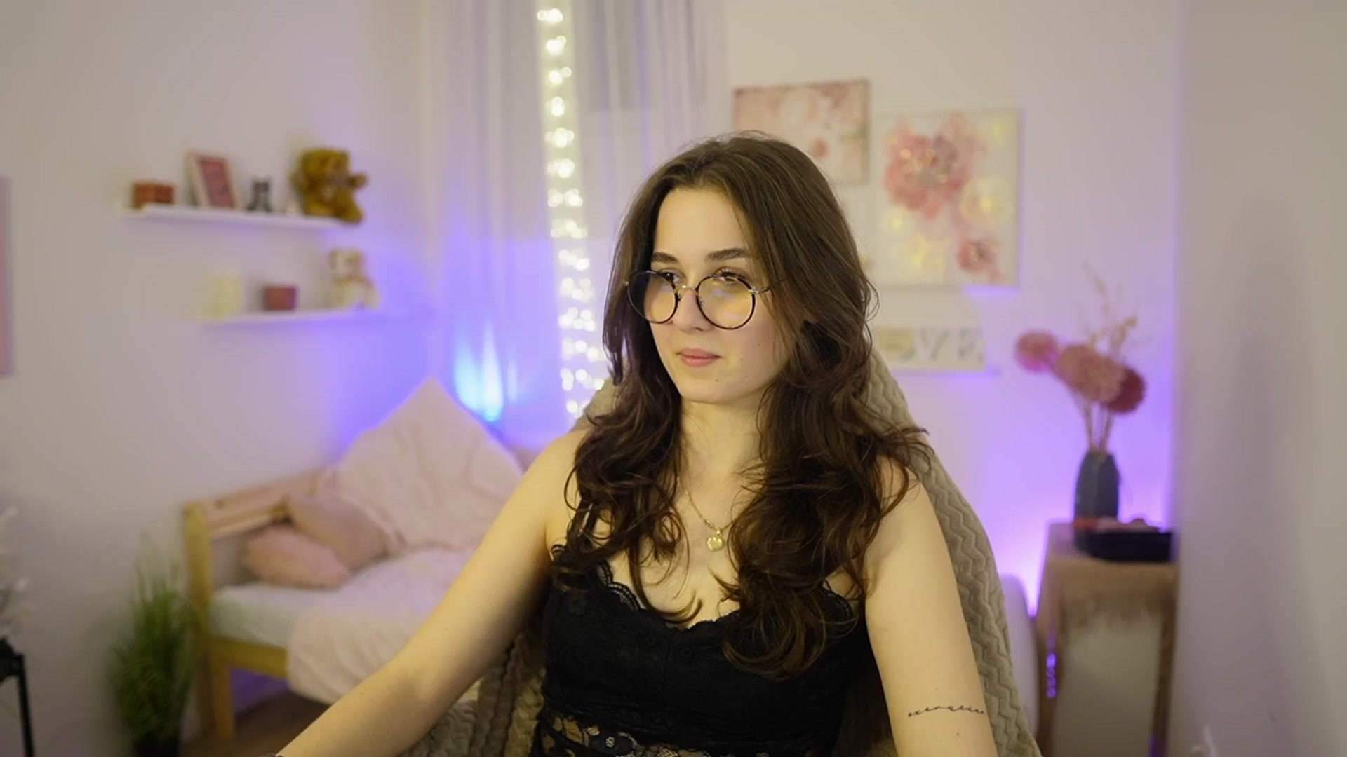 Gallery image thumbnail from Anita_Grey_'s myfreecams stream on, 02/26/2026, 24:24 image 9 of 20