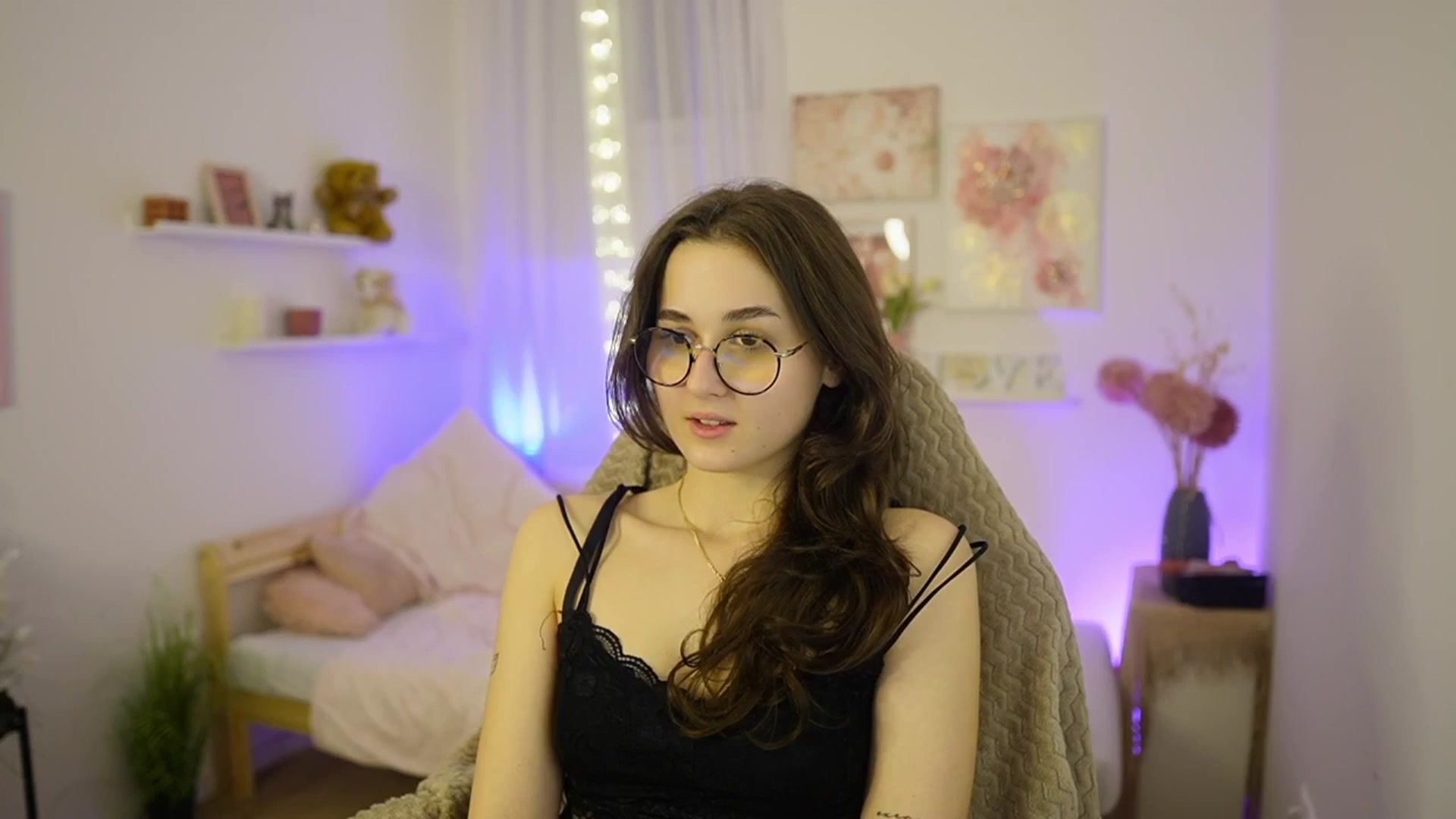 Gallery image thumbnail from Anita_Grey_'s myfreecams stream on, 02/26/2026, 24:24 image 19 of 20