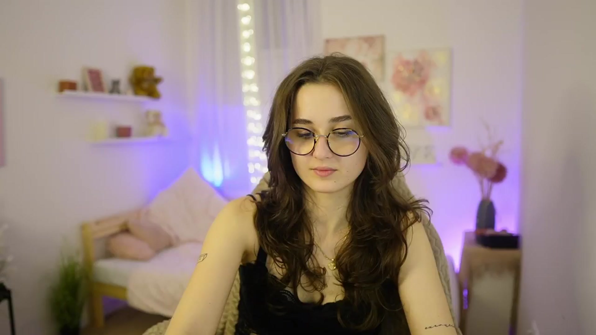 Gallery image thumbnail from Anita_Grey_'s myfreecams stream on, 02/26/2026, 24:24 image 11 of 20