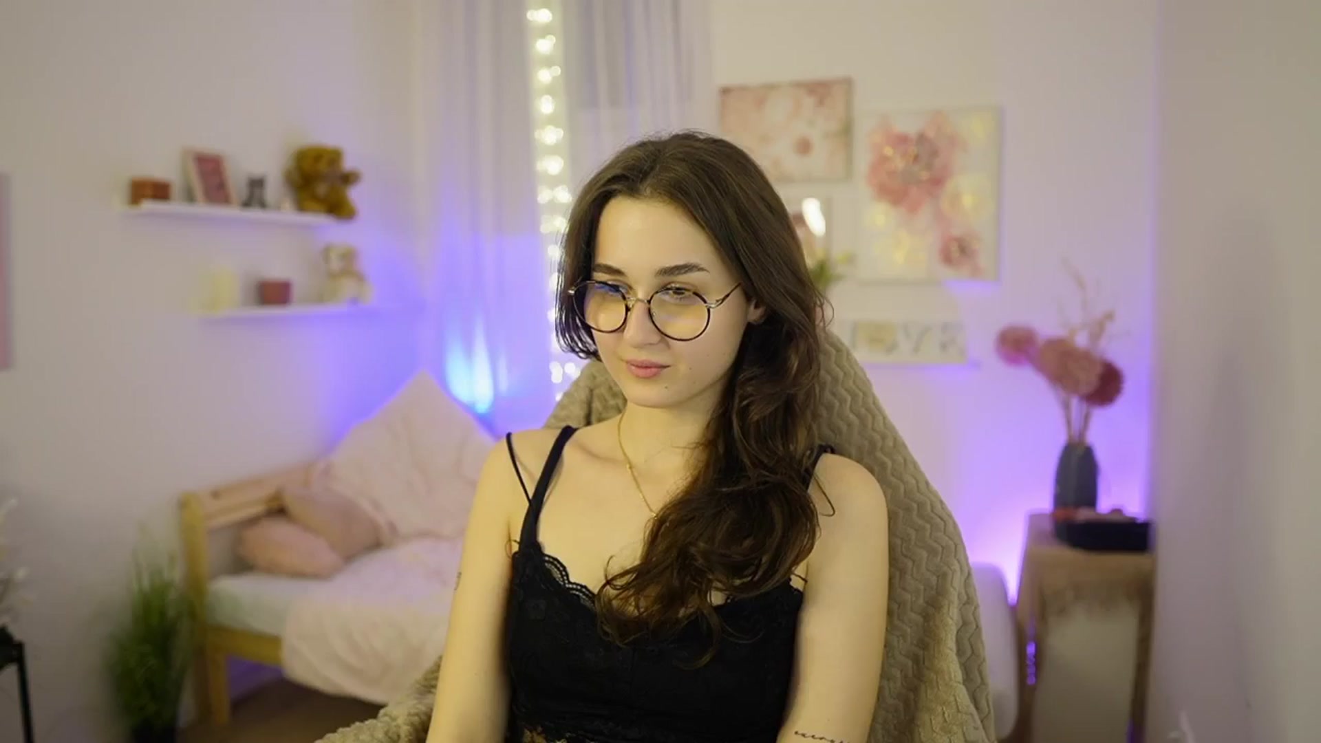 Gallery image thumbnail from Anita_Grey_'s myfreecams stream on, 02/26/2026, 24:24 image 18 of 20