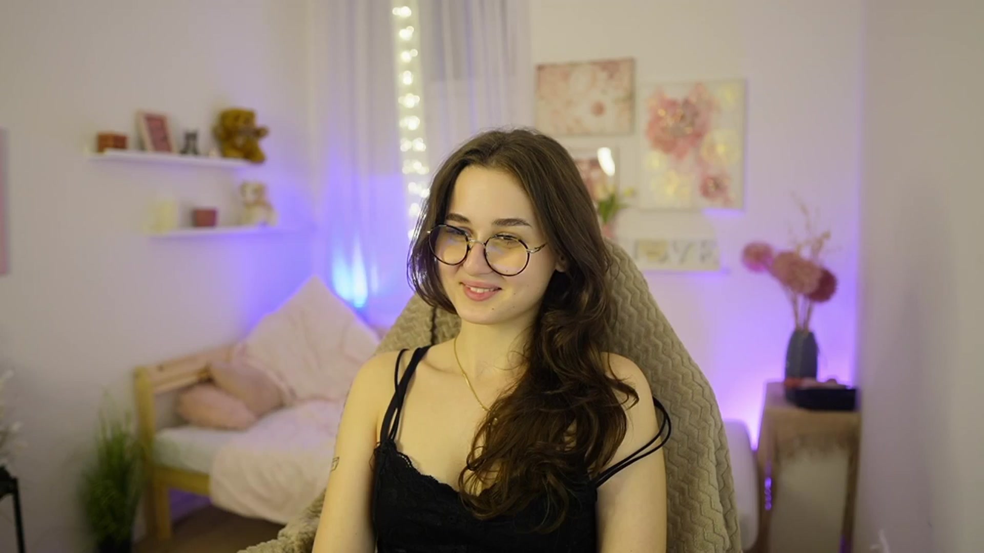 Gallery image thumbnail from Anita_Grey_'s myfreecams stream on, 02/26/2026, 24:24 image 20 of 20
