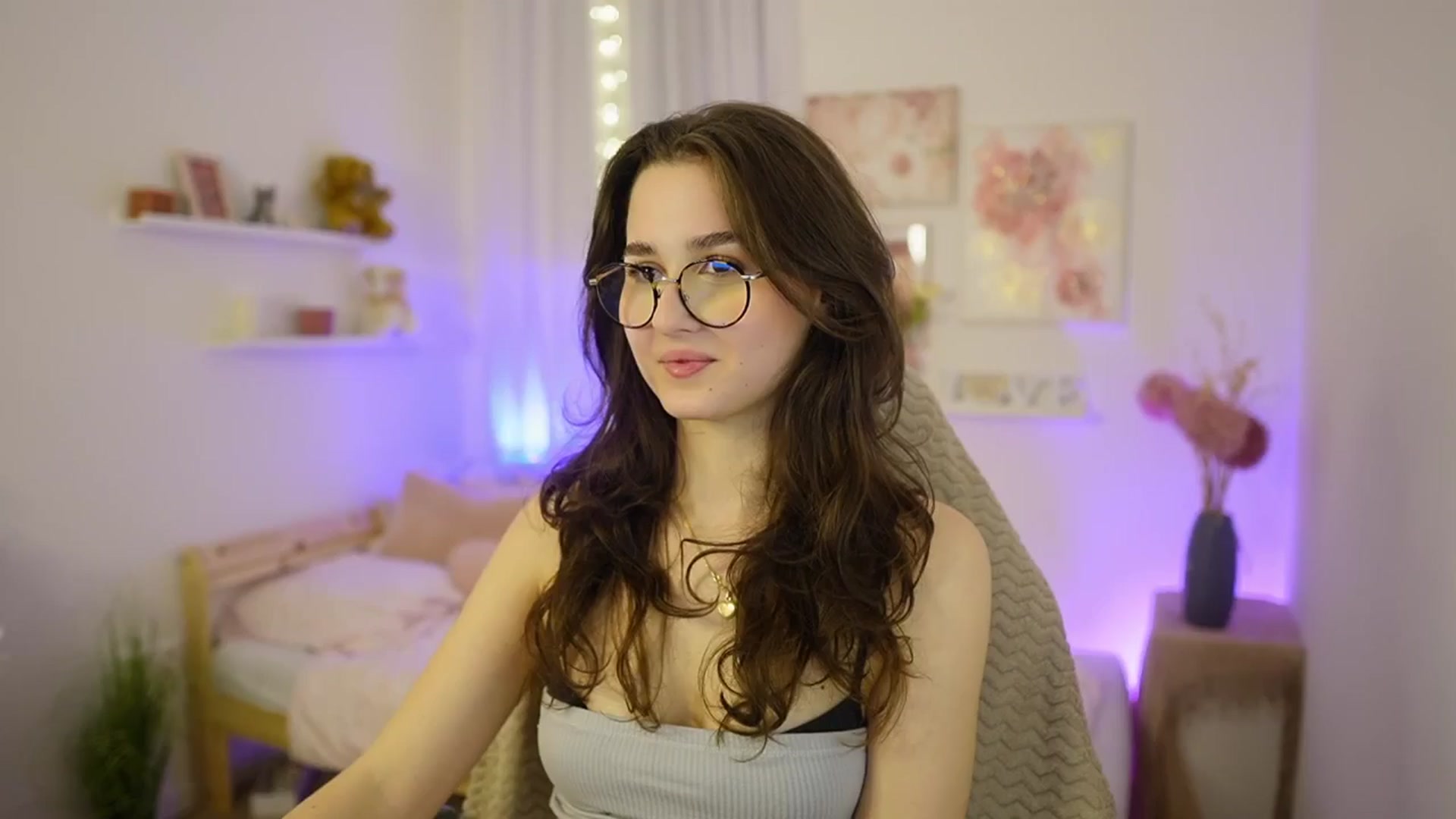 Gallery image thumbnail from Anita_Grey_'s myfreecams stream on, 02/26/2026, 20:58 image 18 of 20