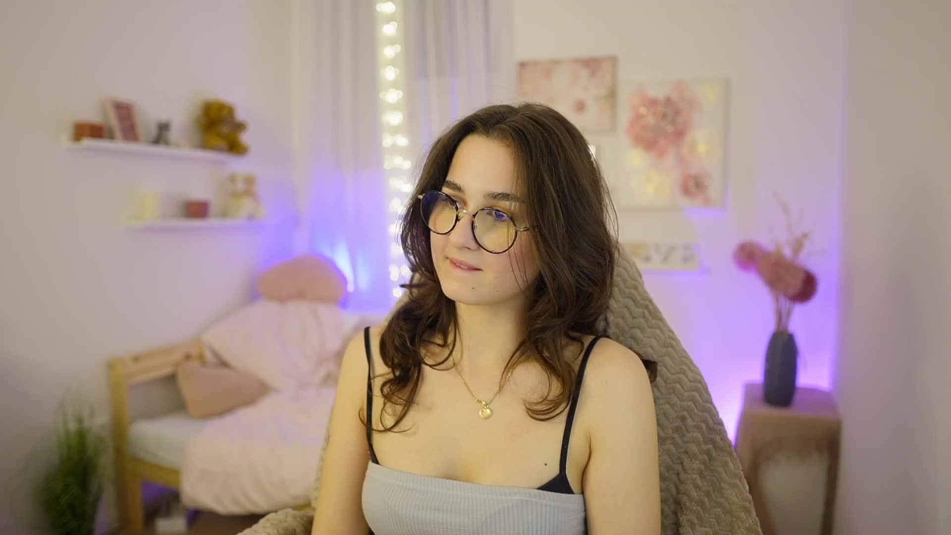 Gallery image thumbnail from Anita_Grey_'s myfreecams stream on, 02/26/2026, 22:23 image 12 of 20