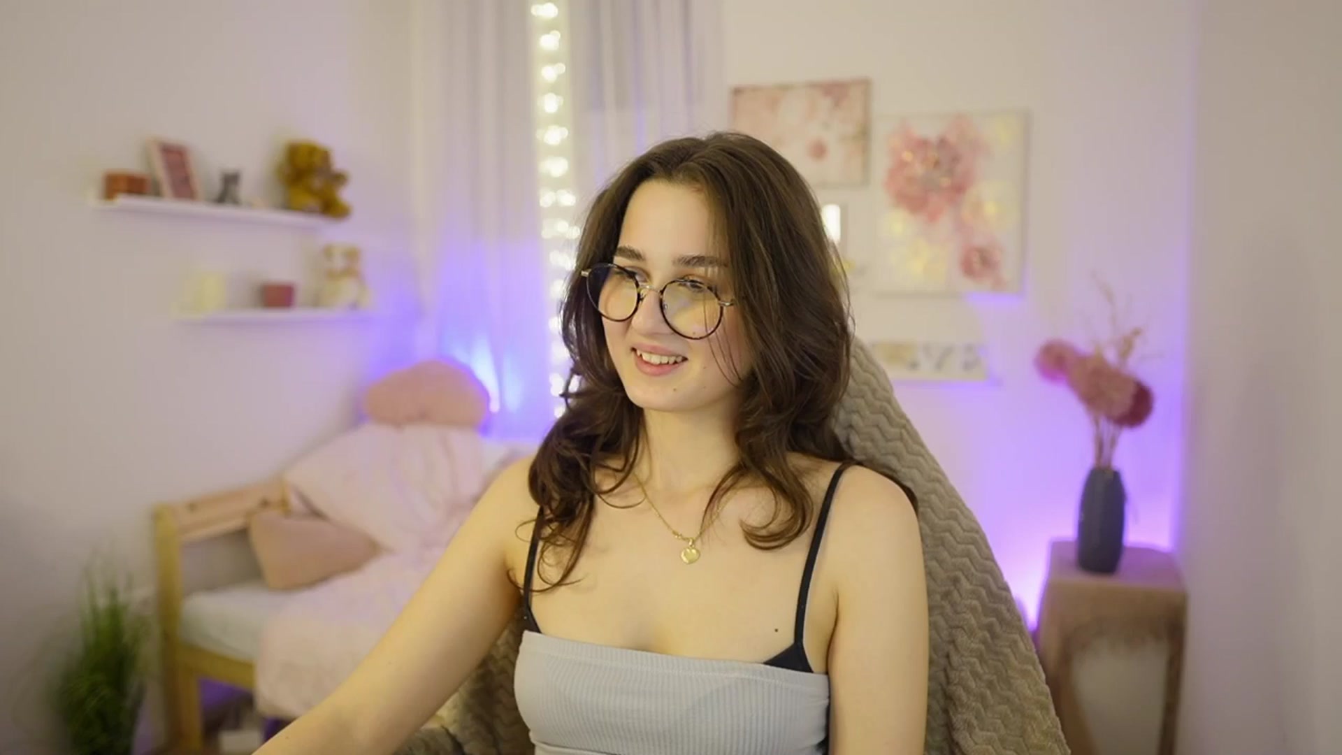 Gallery image thumbnail from Anita_Grey_'s myfreecams stream on, 02/26/2026, 22:23 image 1 of 20