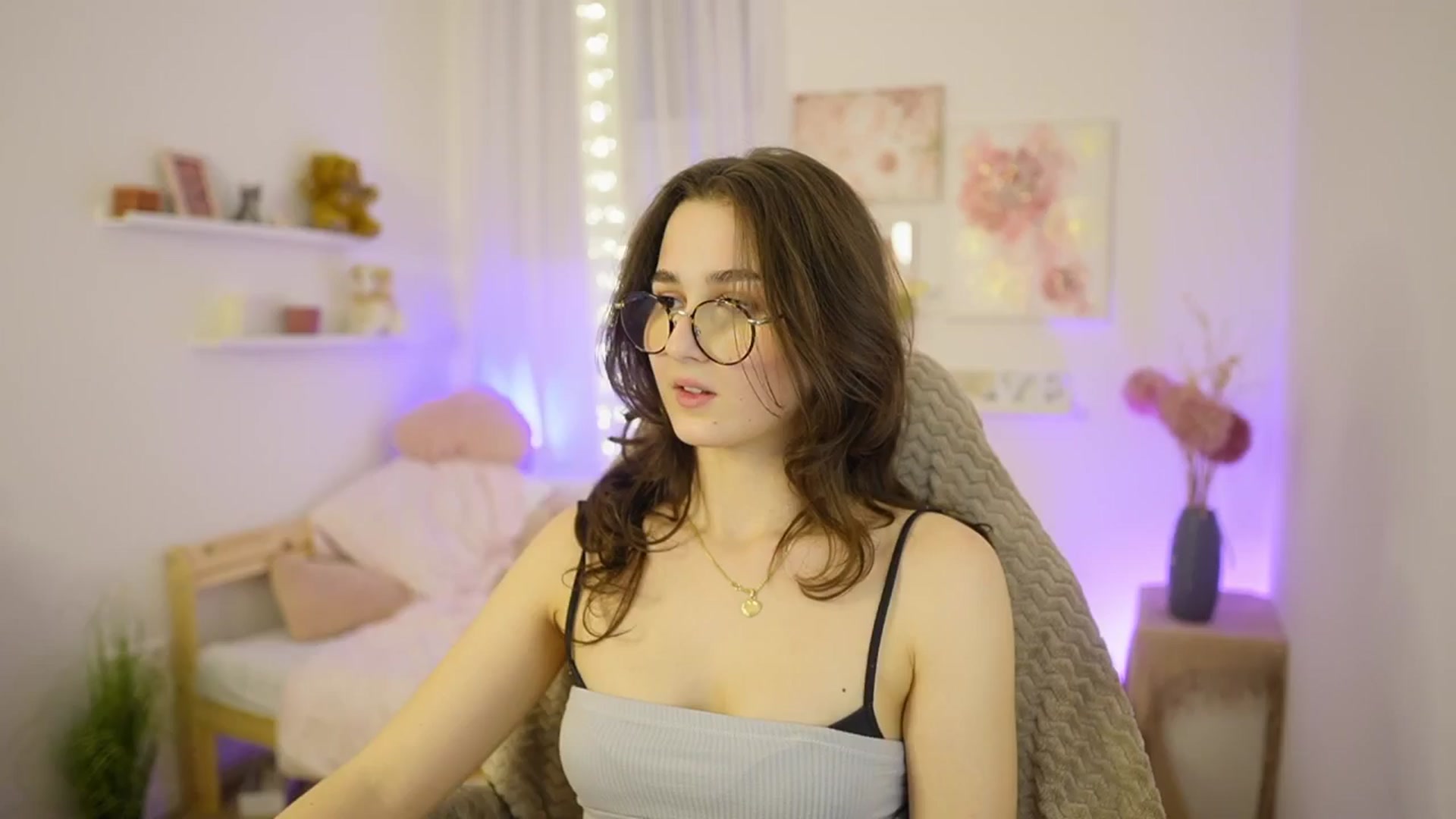 Gallery image thumbnail from Anita_Grey_'s myfreecams stream on, 02/26/2026, 22:23 image 10 of 20